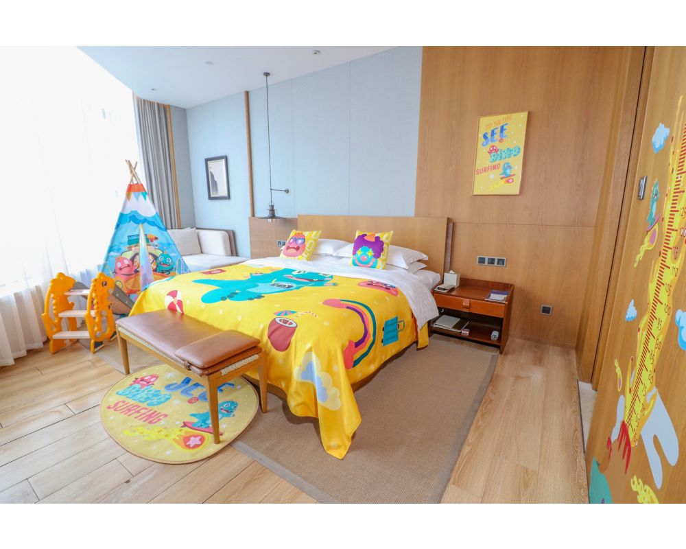 King Corner Suite