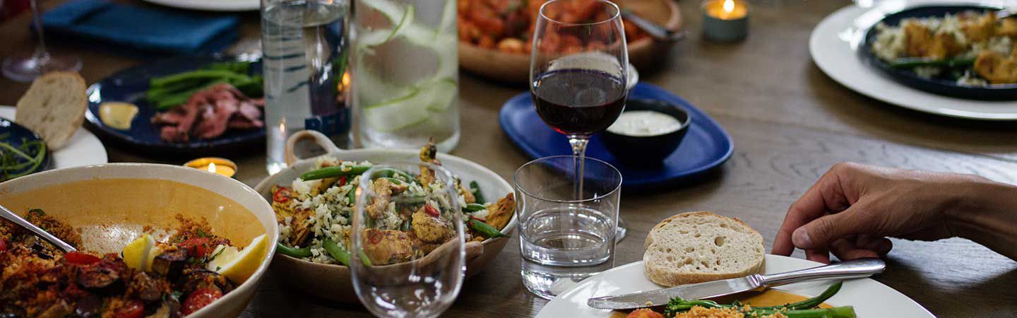 voco-hotels-dinner-bed-breakfast-landingpage-hero-lvp-1440x450