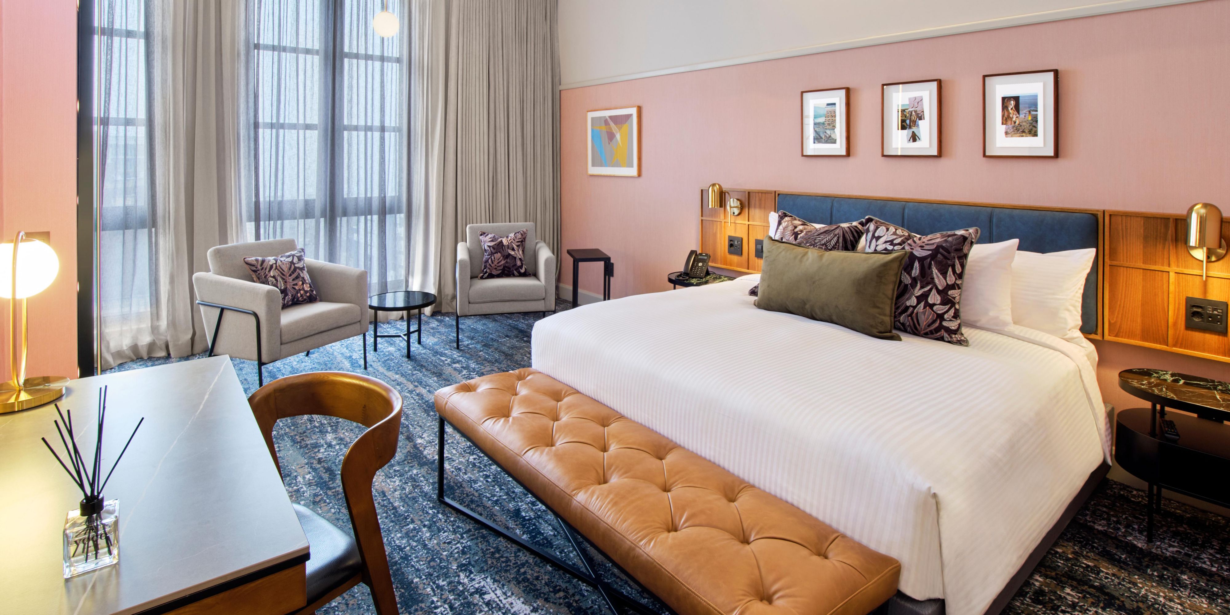 voco Johannesburg Rosebank is situated in the heart of Rosebank and within walking distance to most global corporate companies and various premium shopping malls including nightlife, movies, markets and eateries. The Hotel is less than 100 meters from the Gautrain Station (Metro Express). 
