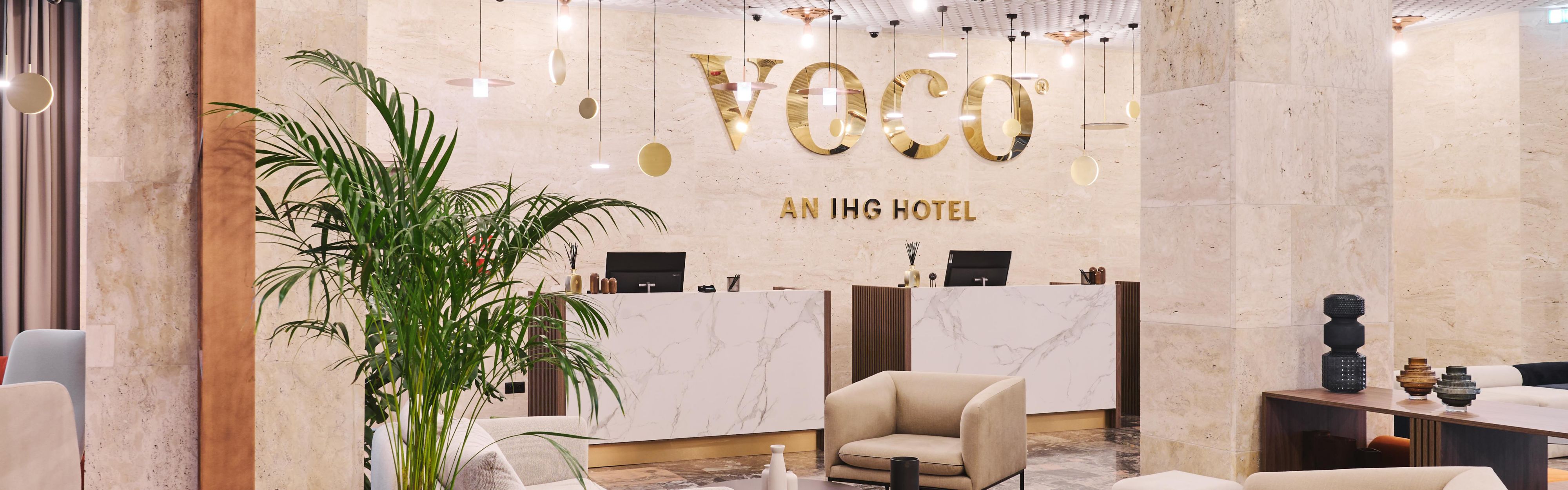 $hotelInfo.mediaDetails.welcomePhotos.primaryPhoto.caption}