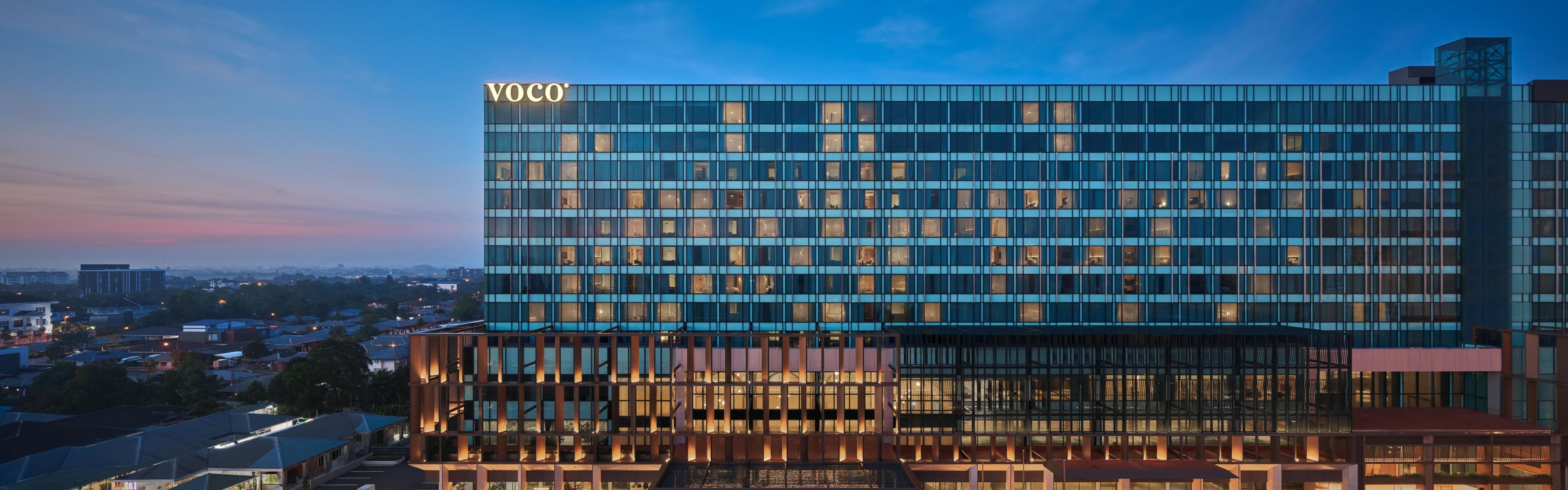 $hotelInfo.mediaDetails.welcomePhotos.primaryPhoto.caption}