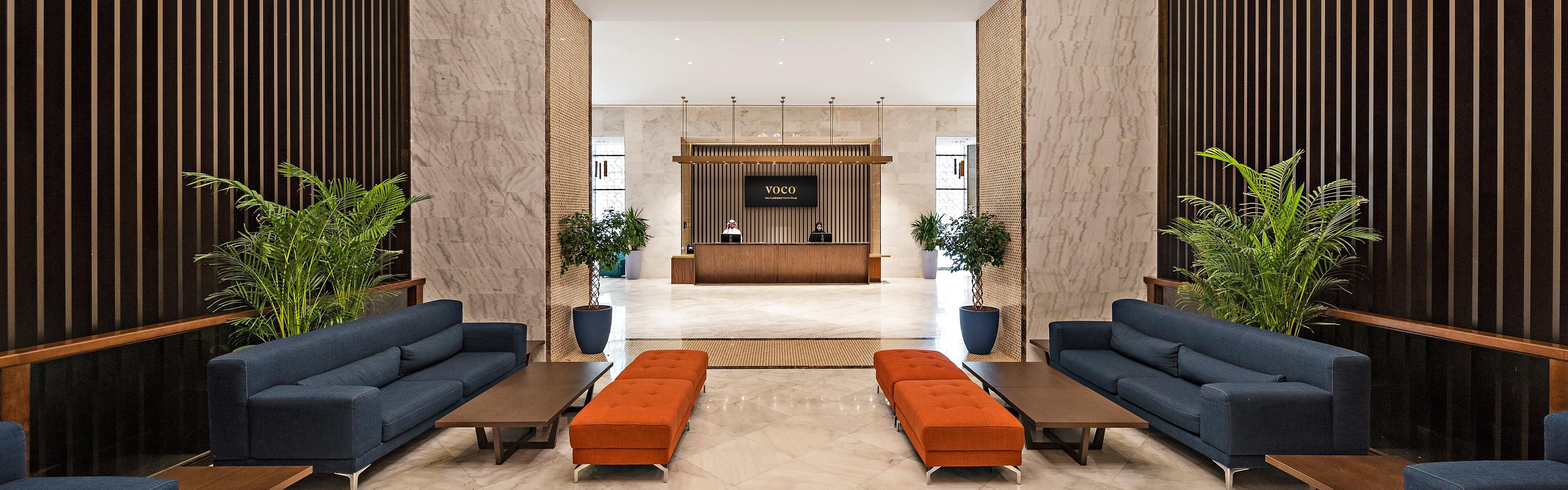 $ hotelInfo.mediaDetails.welcomePhotos.primaryPhoto.caption}