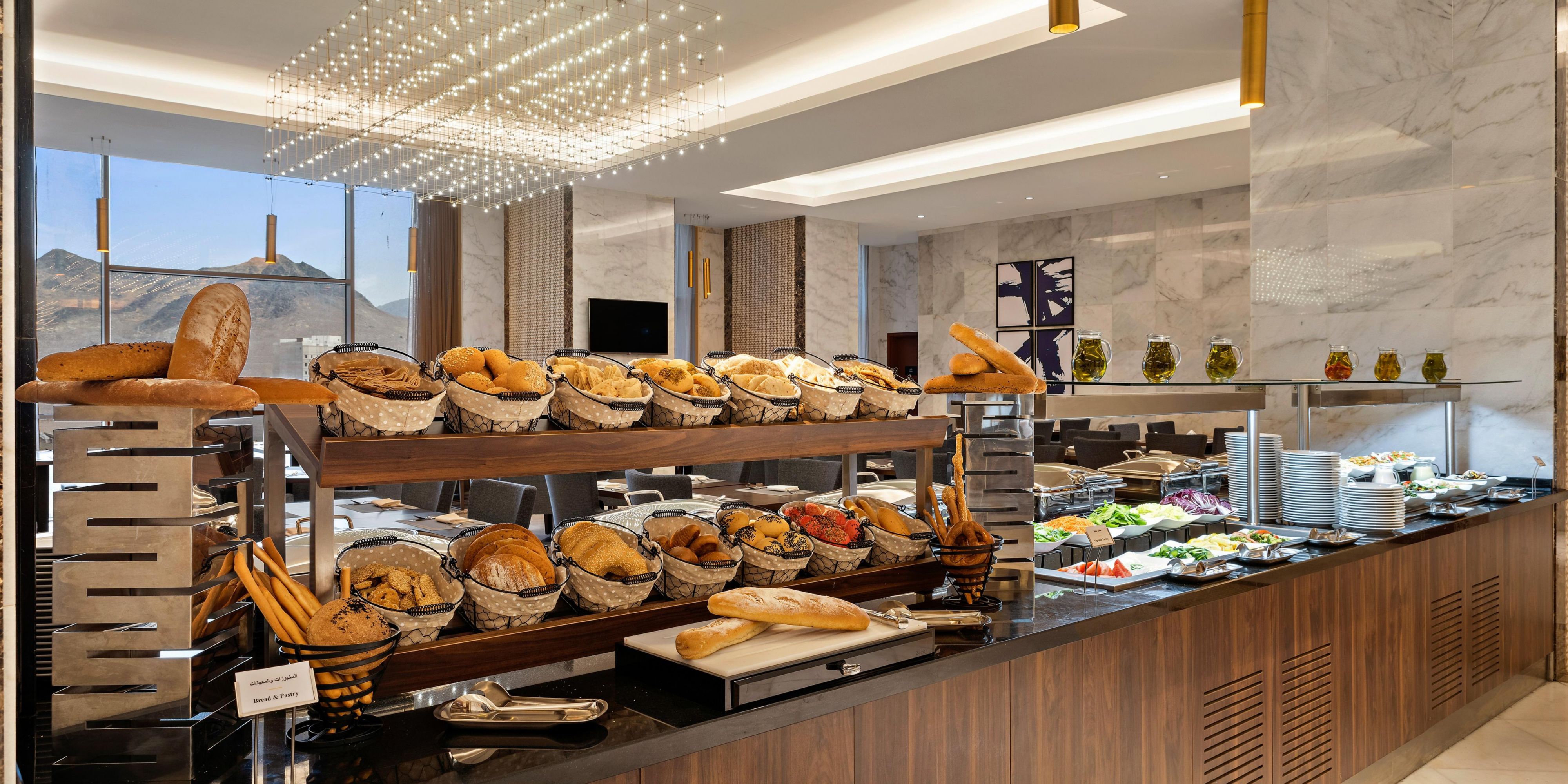 At voco Makkah, we've got your breakfast covered. Enjoy daily buffets served in all three restaurants: Al Karam, Telal and Bakkah. With healthy fruit, cereals, savoury local dishes, and international options, you're sure to find something you'll love.
