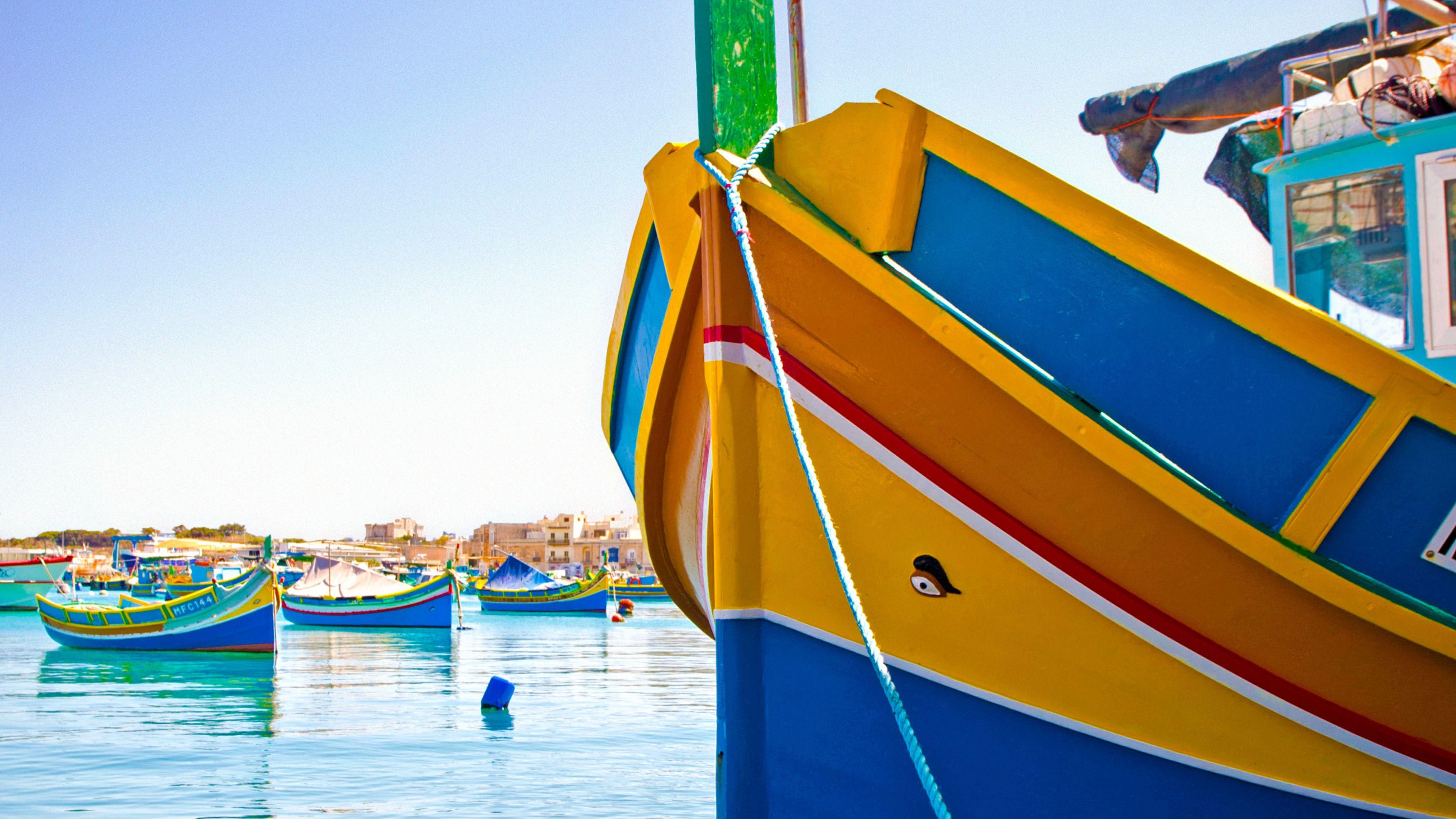 قوارب Luzzu في Marsaxlokk