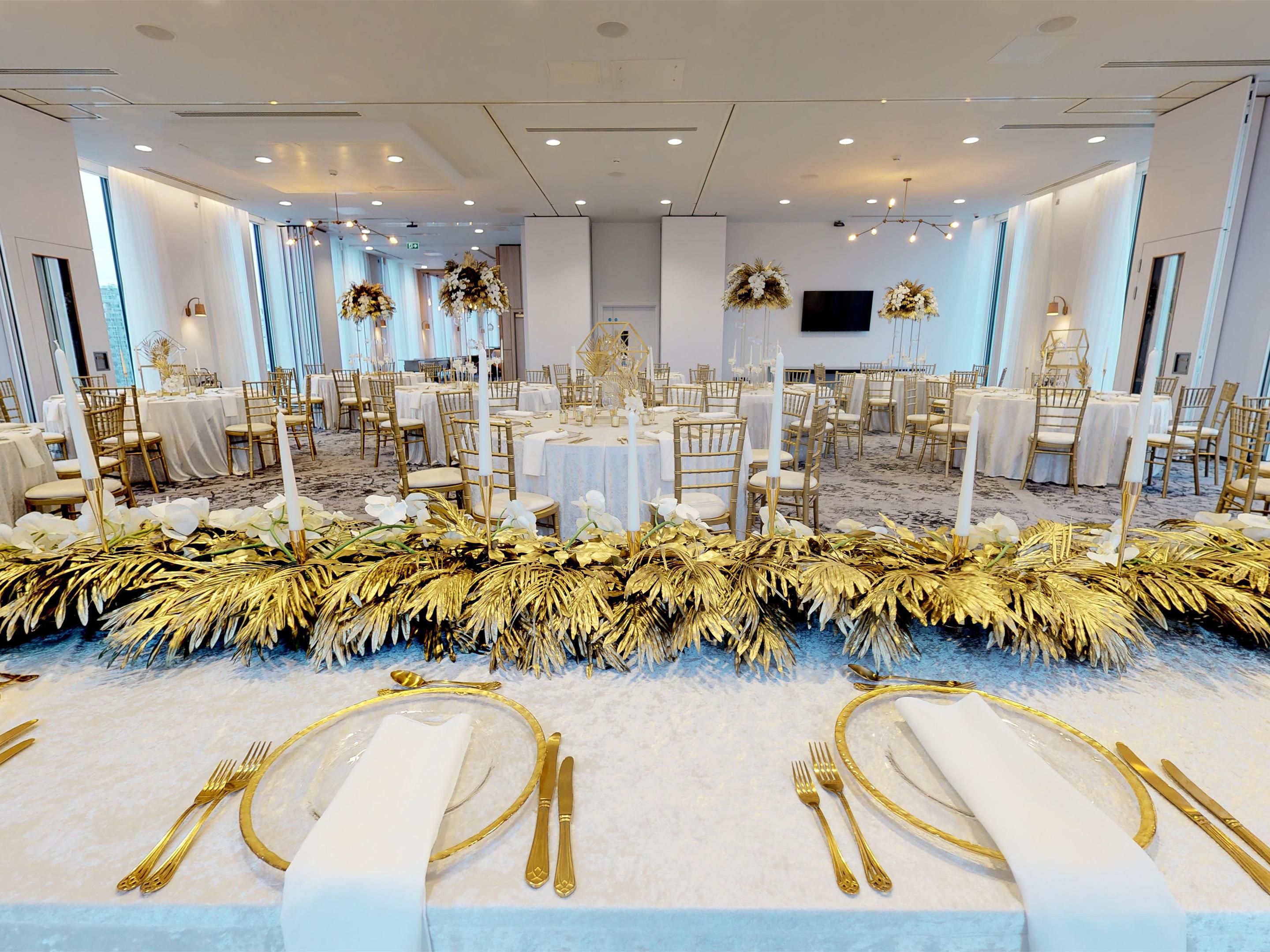 Celebrate your special day at voco Manchester City Centre. Nestled in the heart of Manchester, we offer the ideal backdrop for weddings that are both grand and intimate. Say 'I Do' Your Way with our bespoke Wedding packages plus the option of self-catered packages, giving you the freedom to tailor every detail of your celebration.
