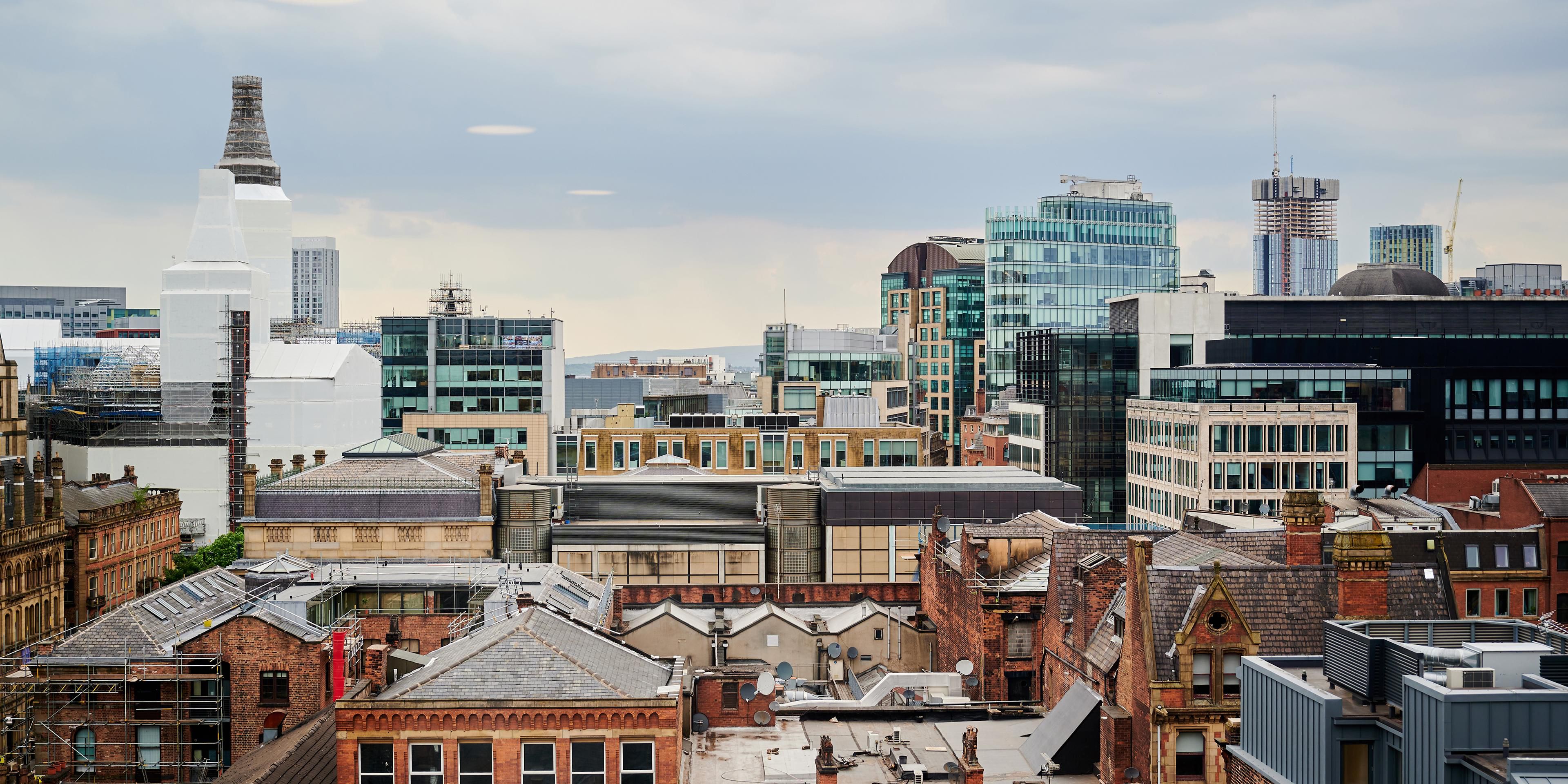 We’re in the neighbourhood known to locals as ‘Cottonopolis’. You won’t be surprised to find everything you need, and everywhere you’re going to, right here on your doorstep.  Just one street away, immerse yourself in the biggest and oldest Chinatown outside of the US.