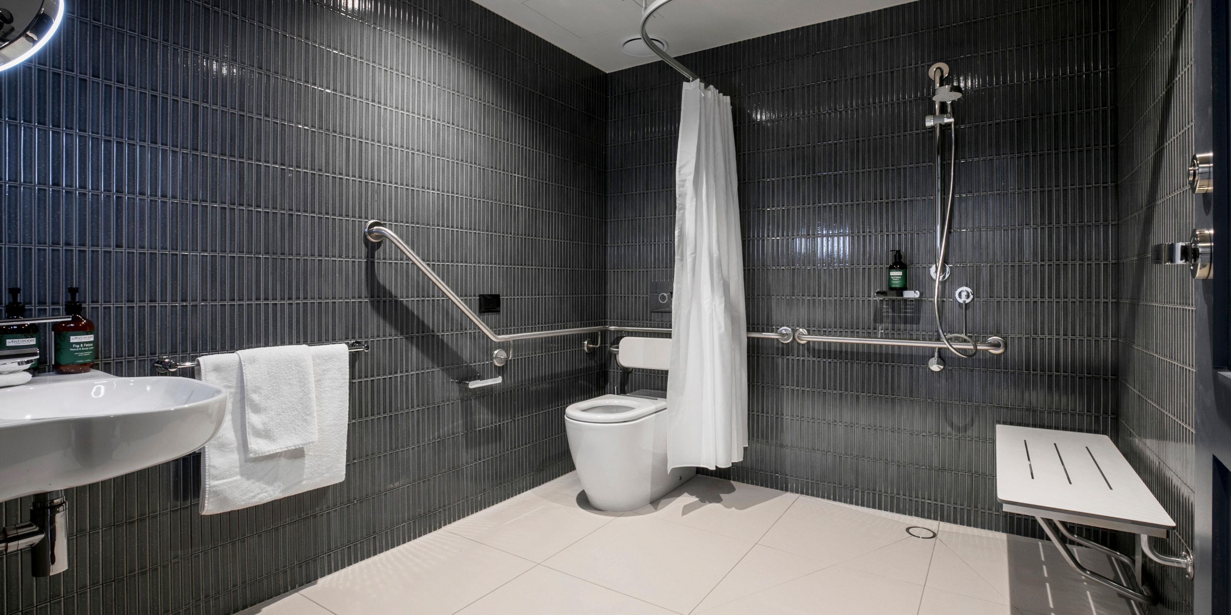 voco Melbourne Central Gallery