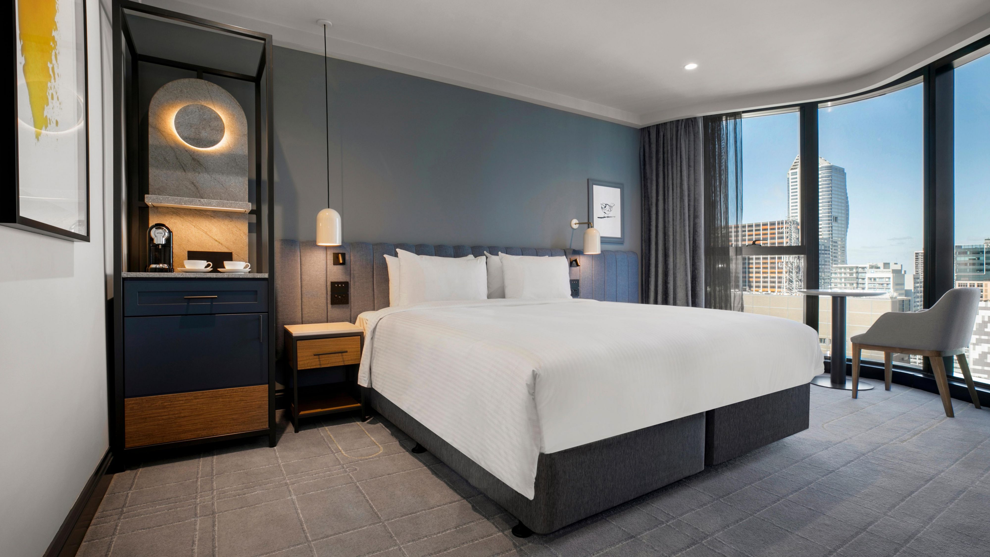 Rooms and Suites | voco Melbourne Central