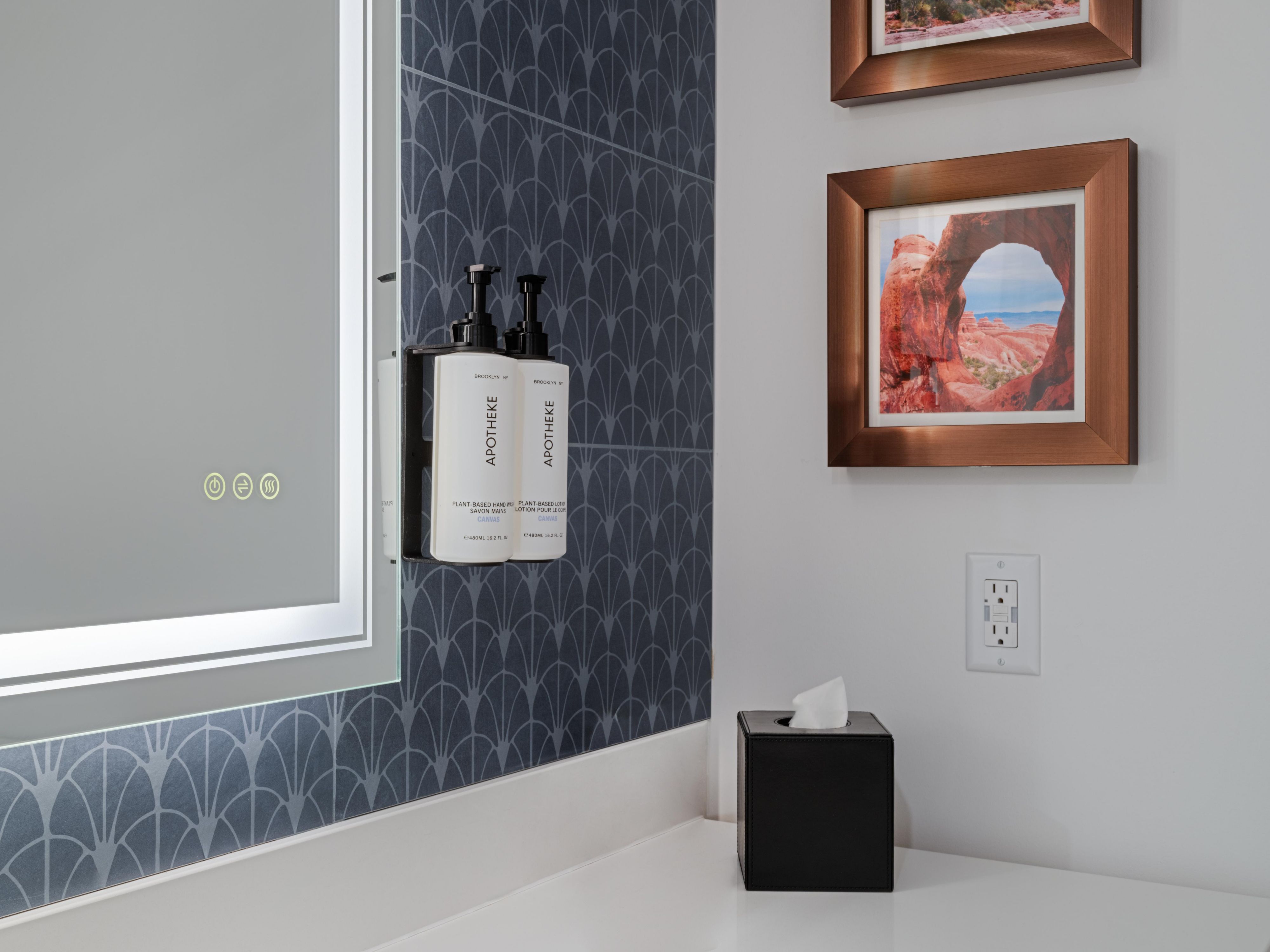 Nice clean bathroom