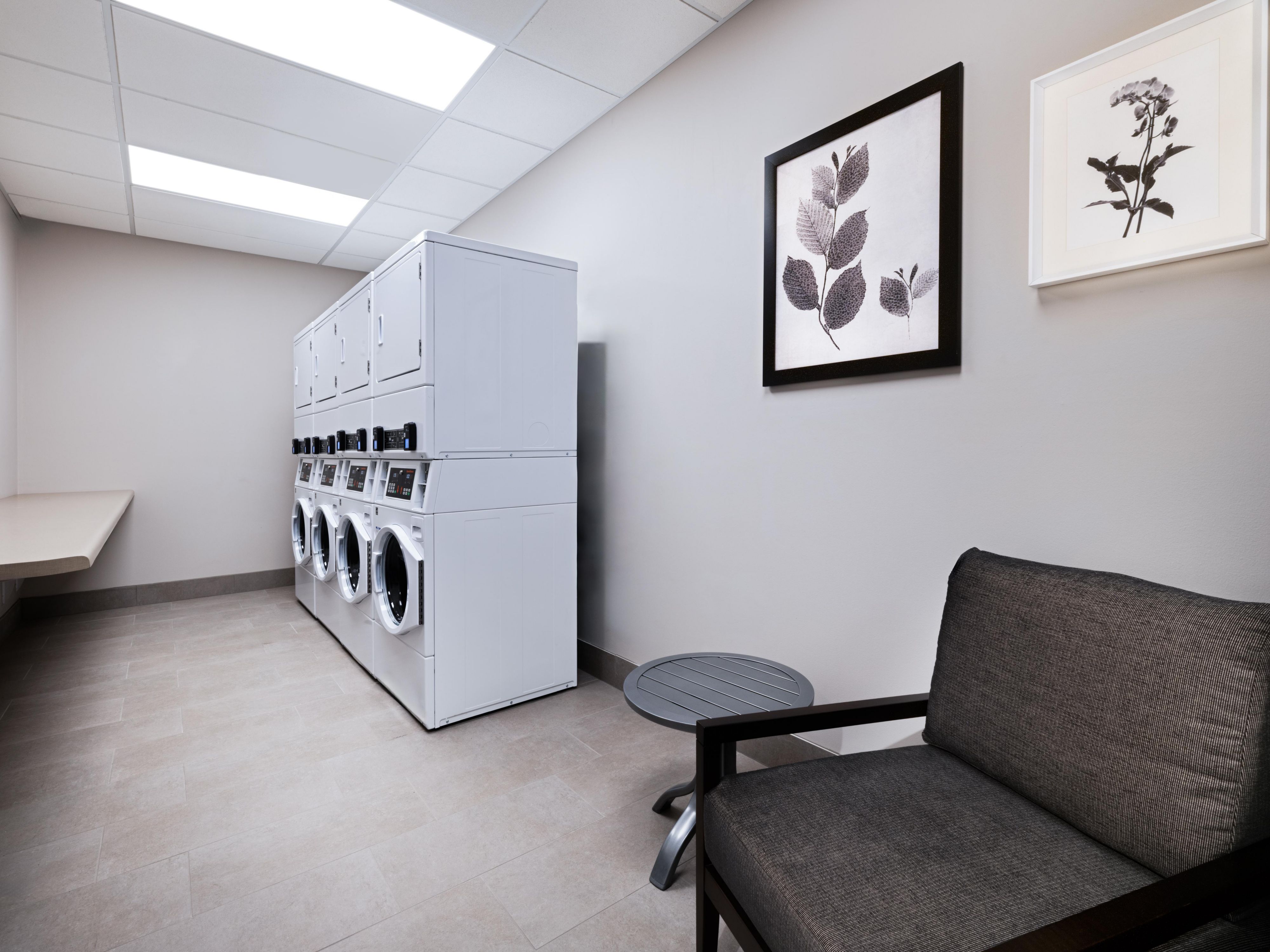 voco Moab hotel self-service laundry room.