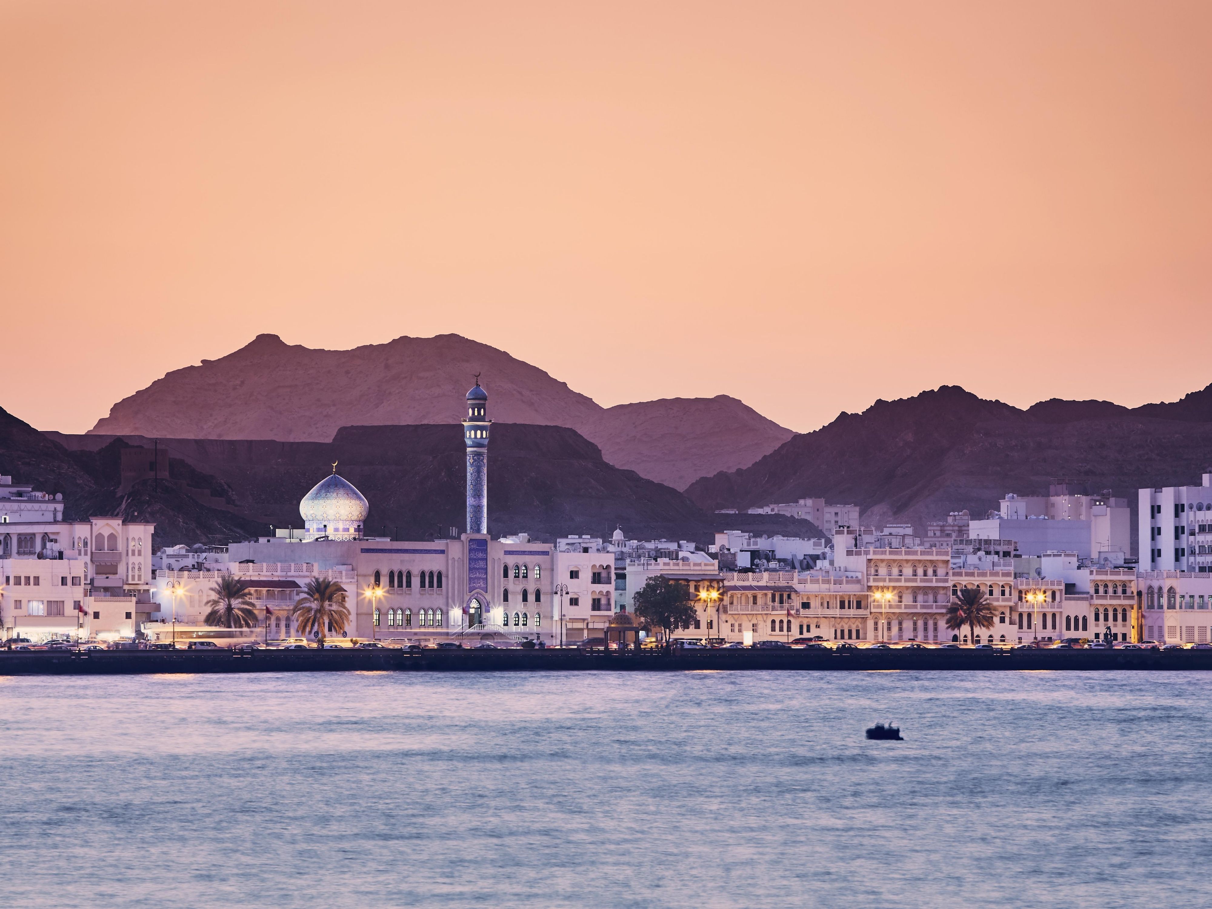 Discover the charm of Muscat - from the serene shoreline near the hotel to the historic Mutrah Corniche and its mountain backdrop. Explore vibrant souqs, elegant mosques, and the city’s coastal beauty, all within easy reach for a true sense of place.