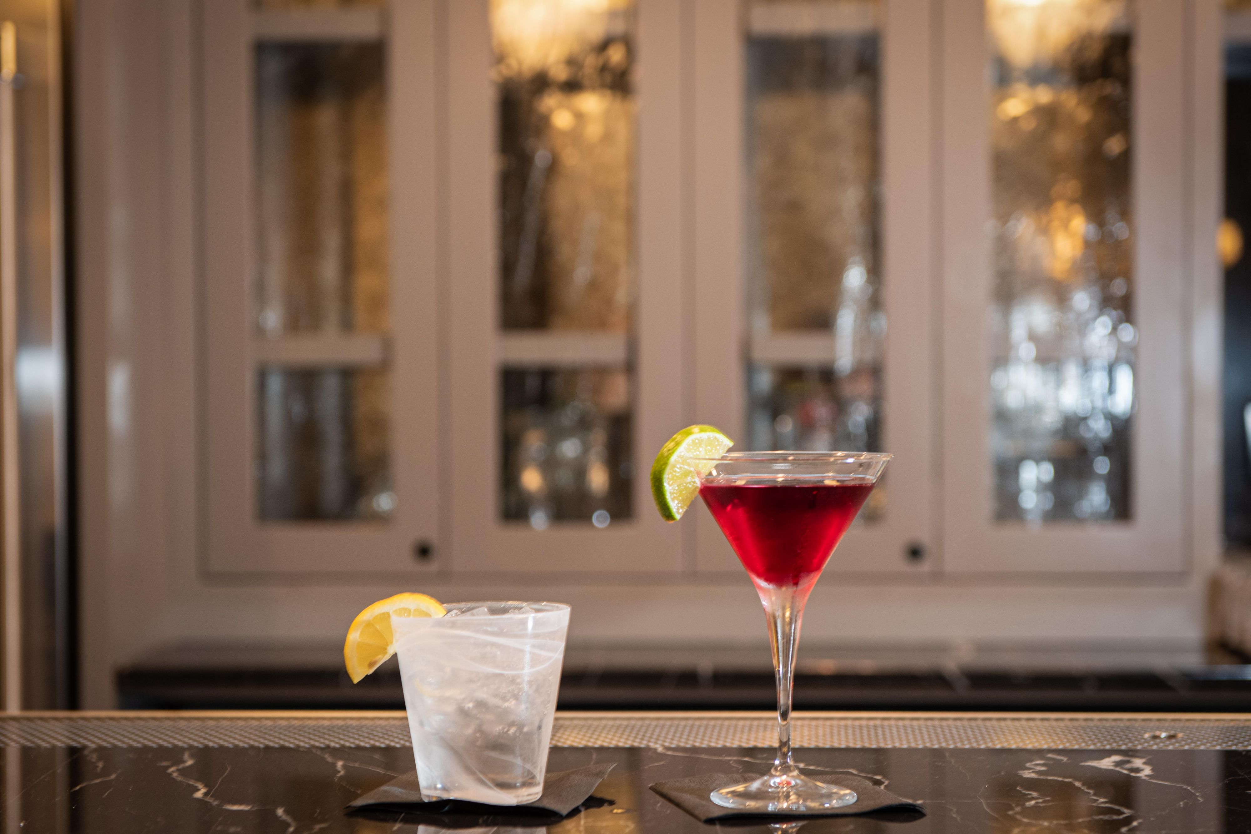 Join us for cocktails at our lobby bar in New Orleans.