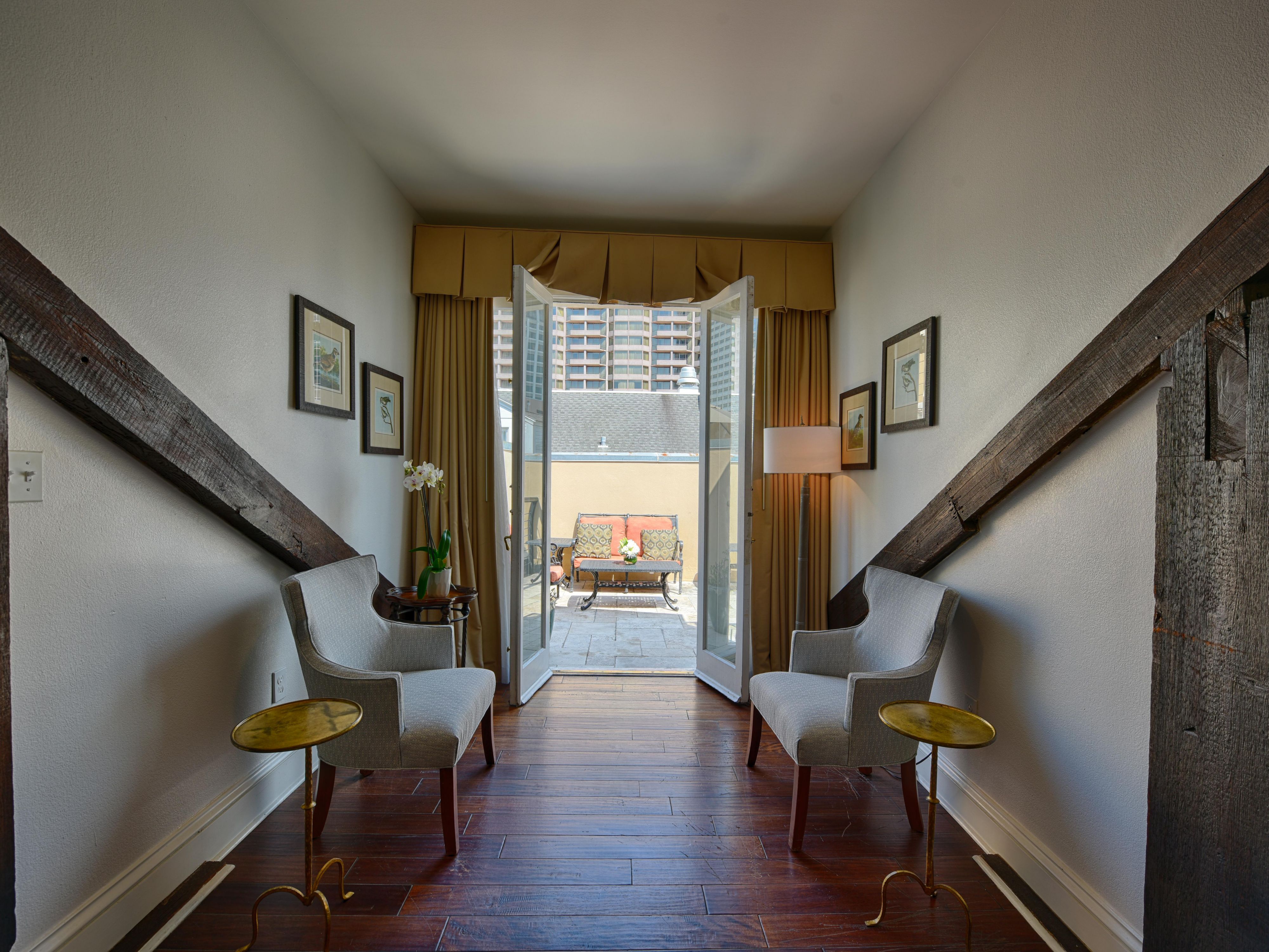 voco St. James Hotel Rooms