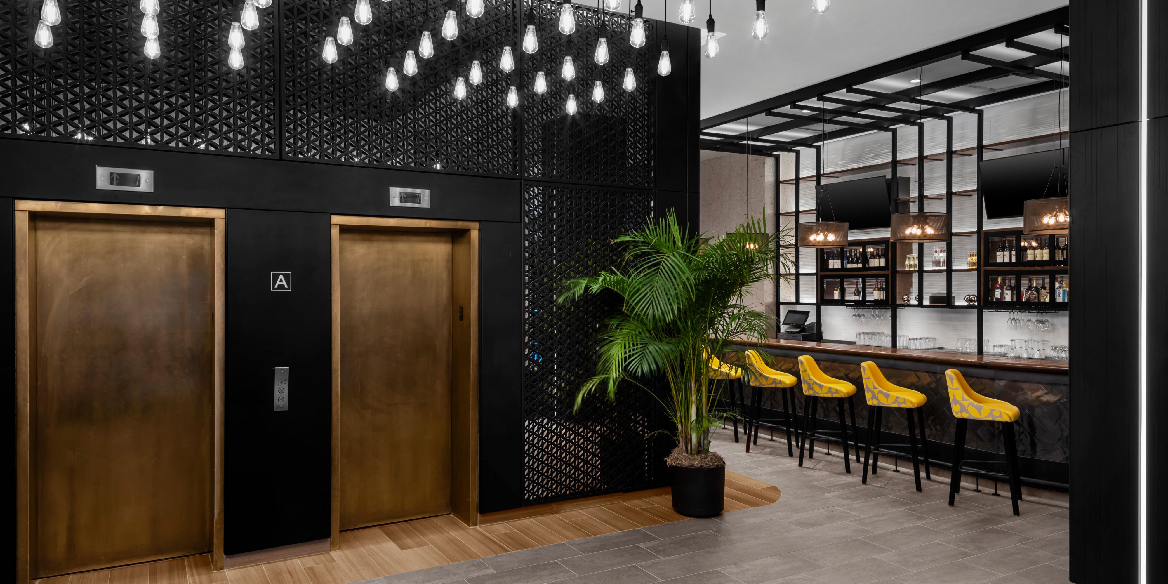 Discover convenience and comfort at our Midtown West hotel, just a half-mile stroll from Javits Center. Enjoy our onsite restaurant, bar, and a well-equipped fitness center with Peloton bikes. Rest easy in our modern guest rooms with premium amenities, making your stay perfect for trade shows and events in NYC.