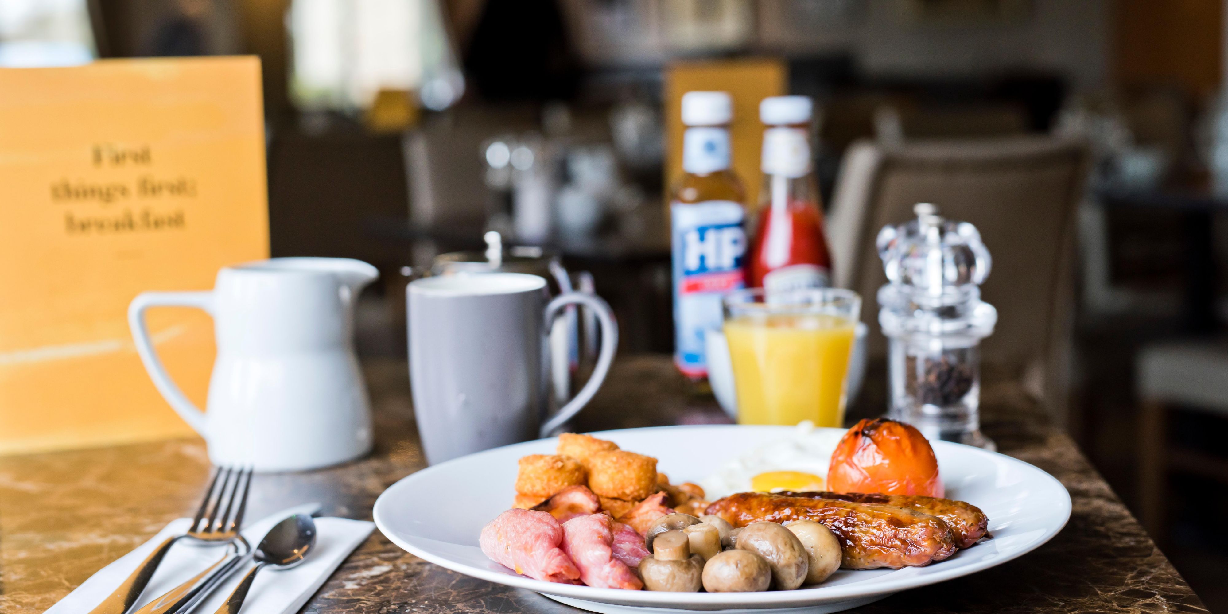 Start your day right with our sumptuous breakfast buffet. Enjoy a choice of local and international dishes, from fresh pastries and fruits to made-to-order hot items. Whether you prefer a hearty meal or a light start, our buffet caters to all tastes.
