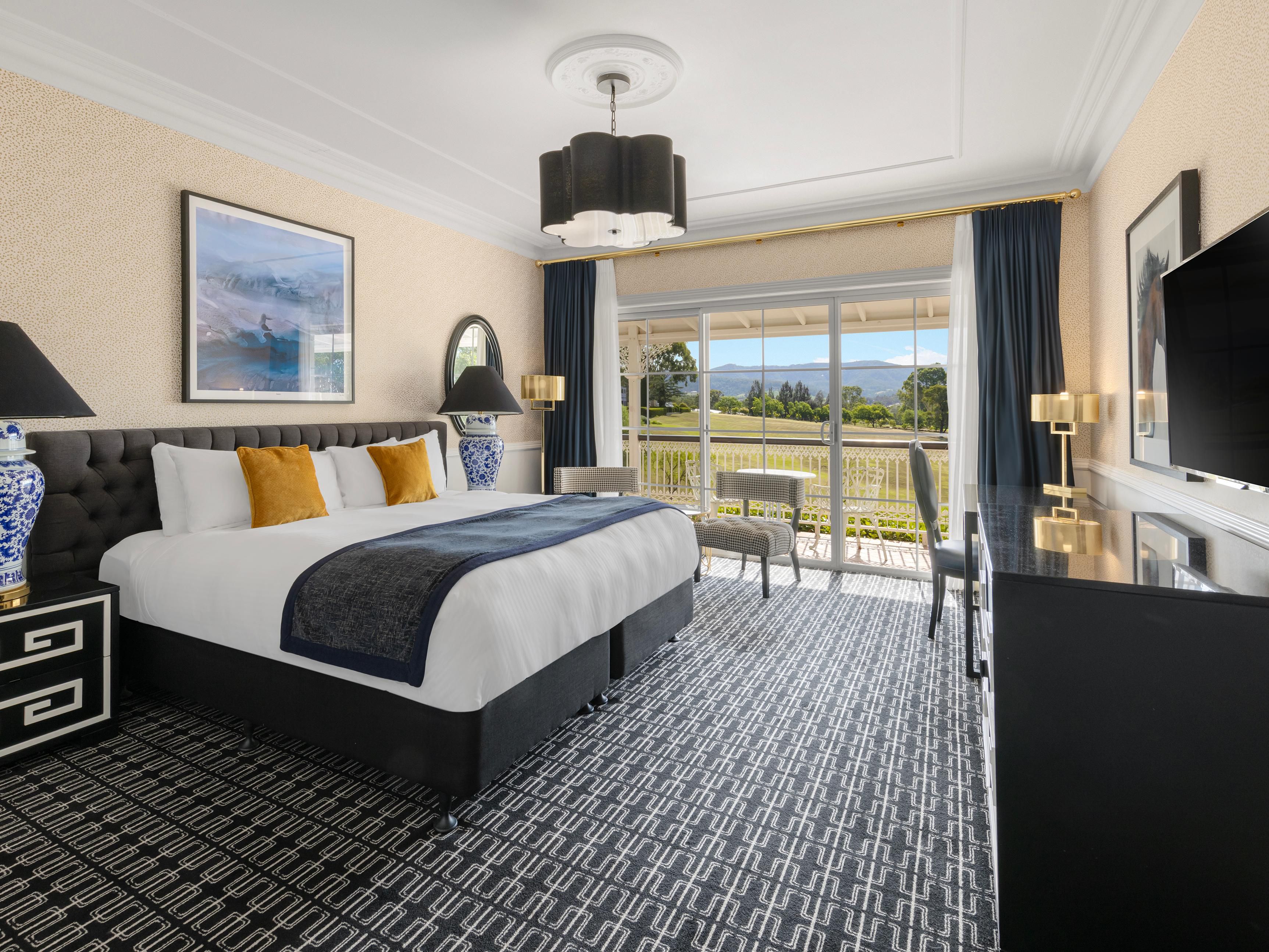 King Grand Valley View Room