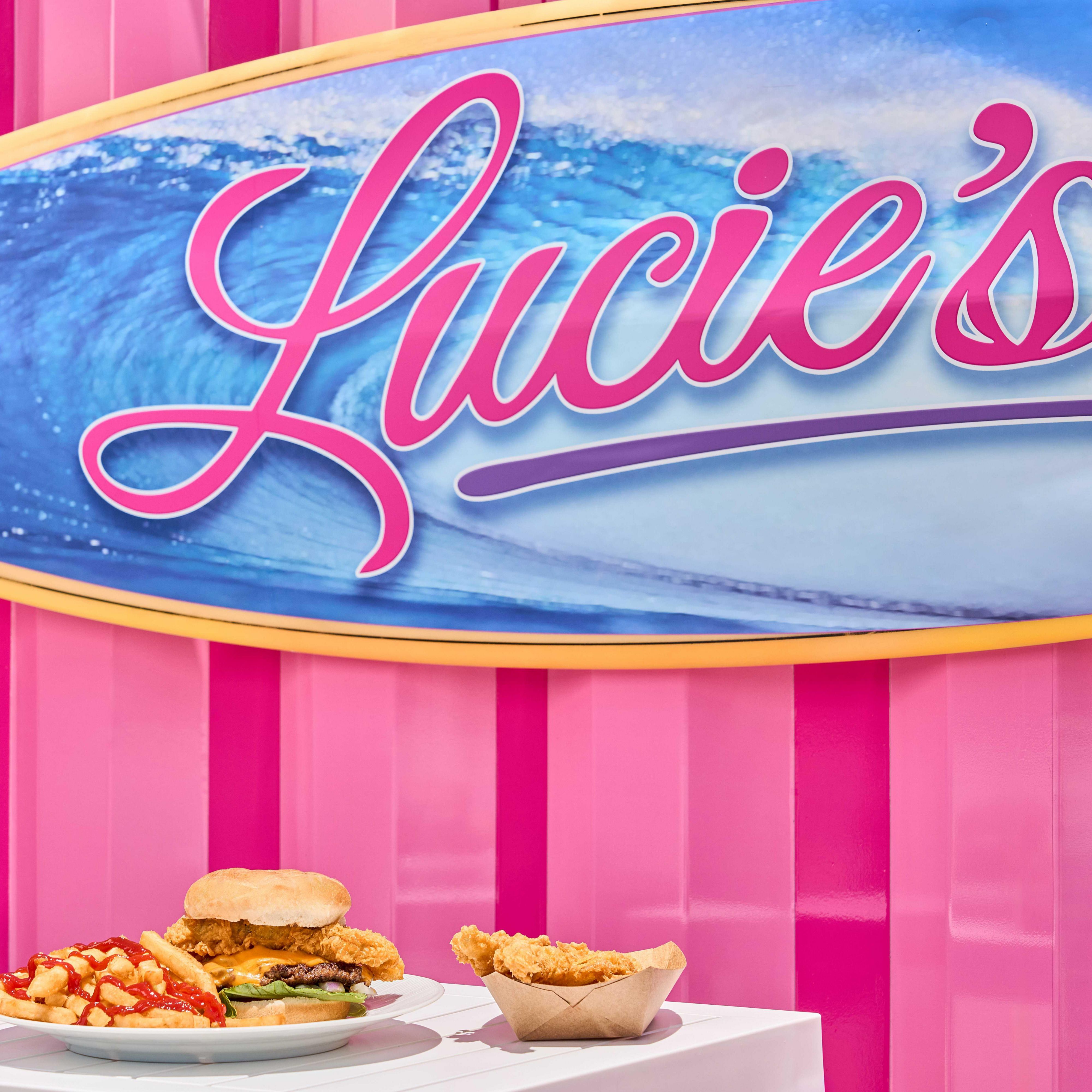 Lucie's Beach Bites at voco Port St. Lucie - Sandpiper Bay 