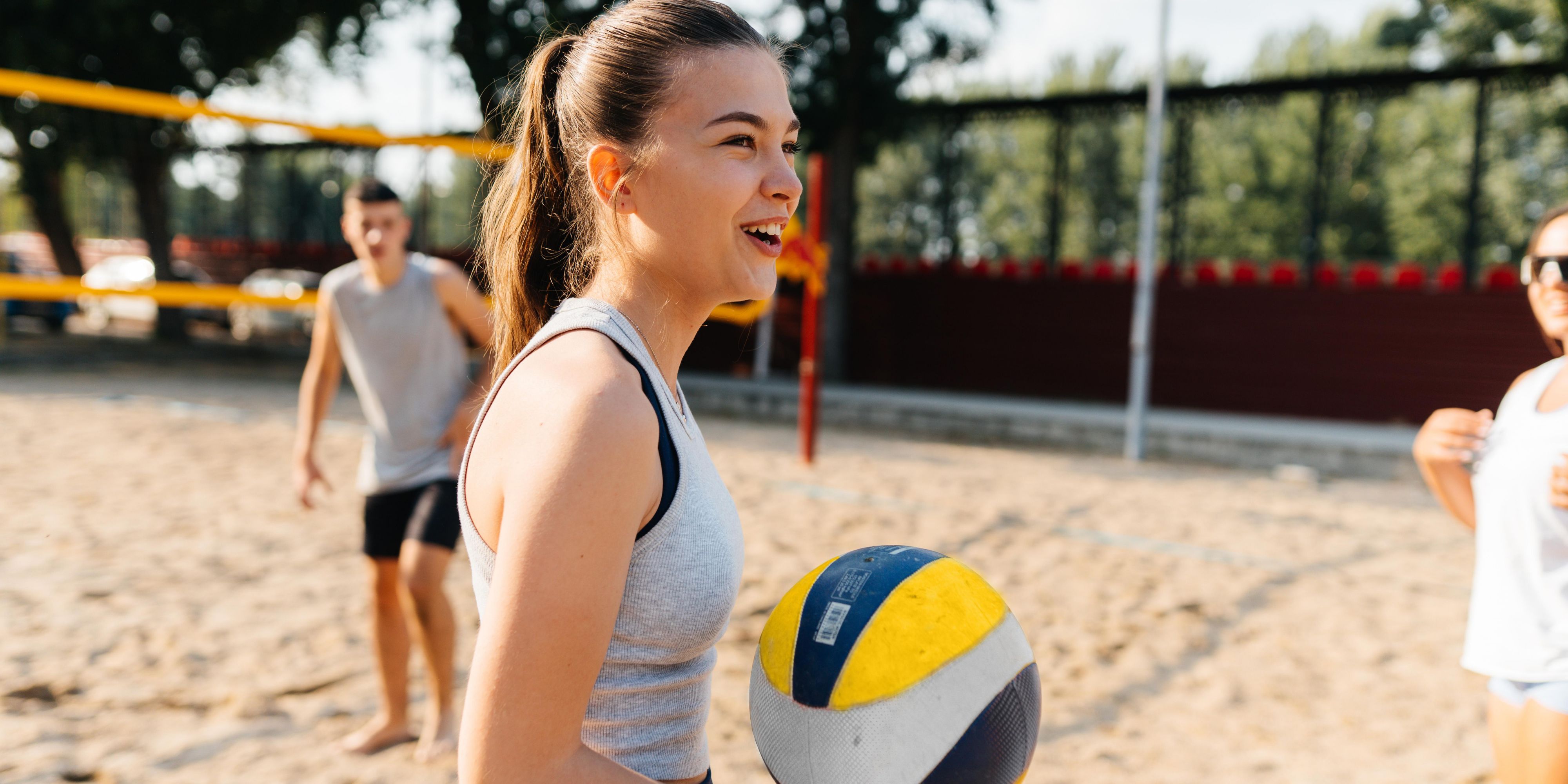 Volleyball lessons for kids and teens
