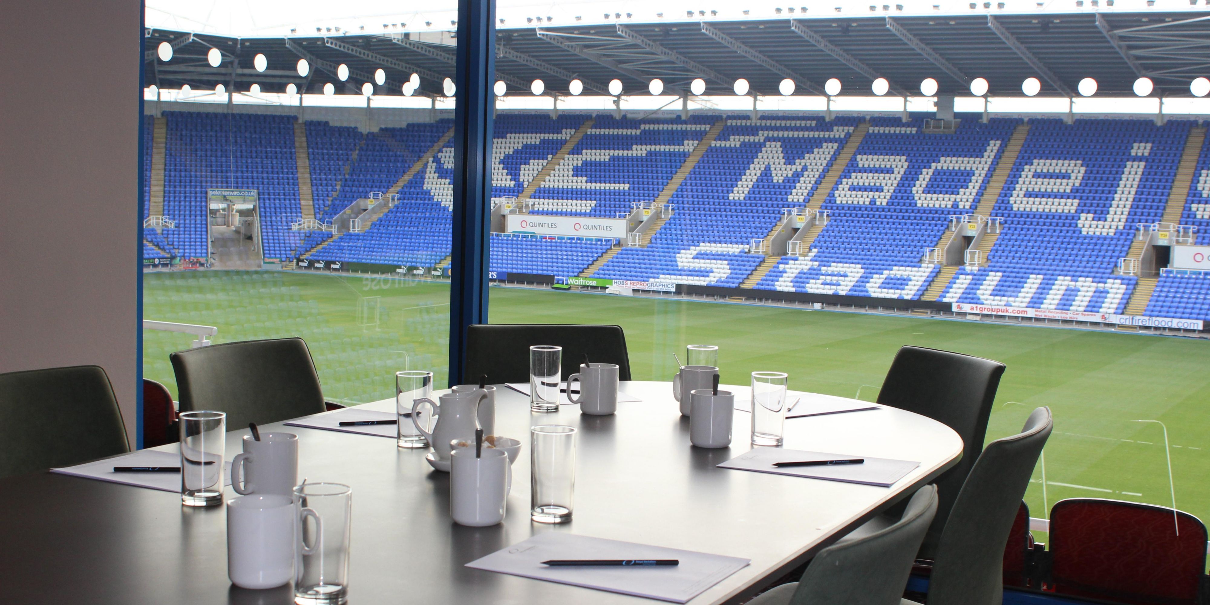 High capacity onsite Conference Centre with the Reading FC Conferences & Events, offering 32 flexible meetings and events spaces for up to 500 people, directly connected to the hotel within the Madejski Stadium complex
