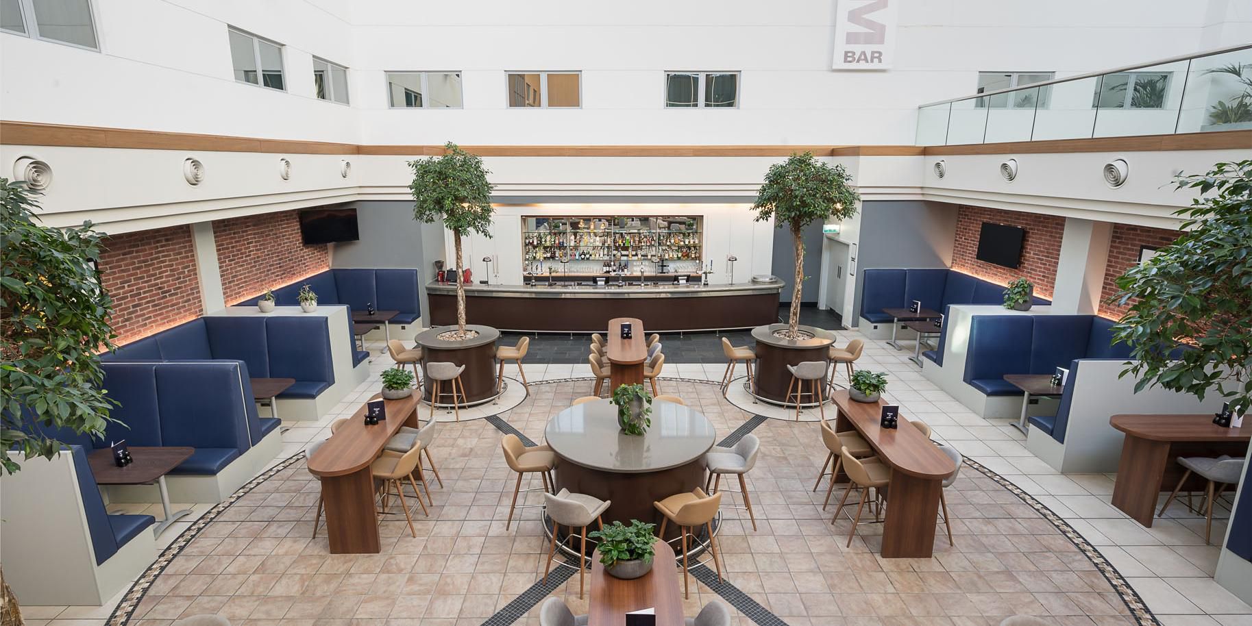 Our restaurant open daily from 7.00 to 10.30 for a delicious items from our menu. The Atrium Bar is open all day serving Tea & Coffee, All Day Dining Menu for small informal meeting or drinks.