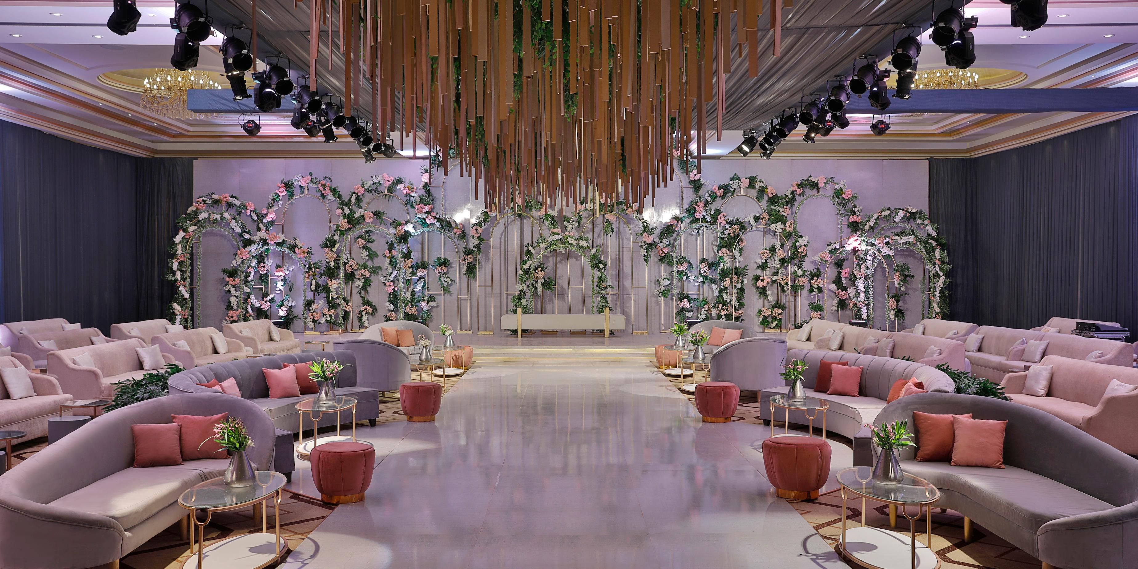 Make sure your wedding is an unforgettable occasion by choosing our Riyadh Grand Ballroom, which can host a lavish reception for more than a thousand guests. WiFi connectivity is a convenient amenity for social media savvy guests, while the latest and the state-of-art technologies make for as more enjoyable wedding experience.
