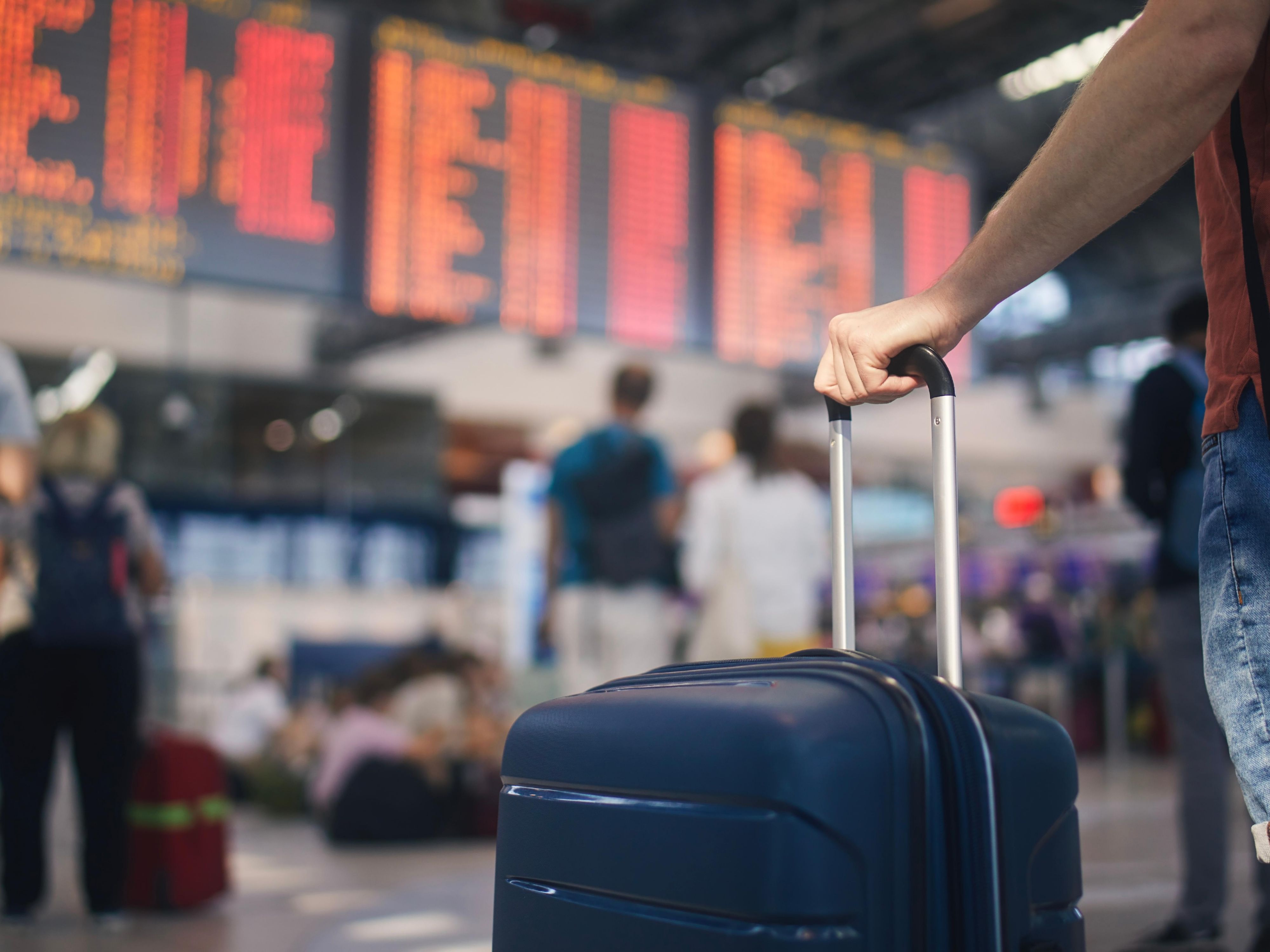 This season, we welcome you like family. A special holiday rate for our hometown guests, including American Breakfast Buffet for 2 adults and 2 children under 10, early check-in at 12 PM and late checkout at 1 PM, subject to availability.
📞 Reservations: +52 844 438 7000