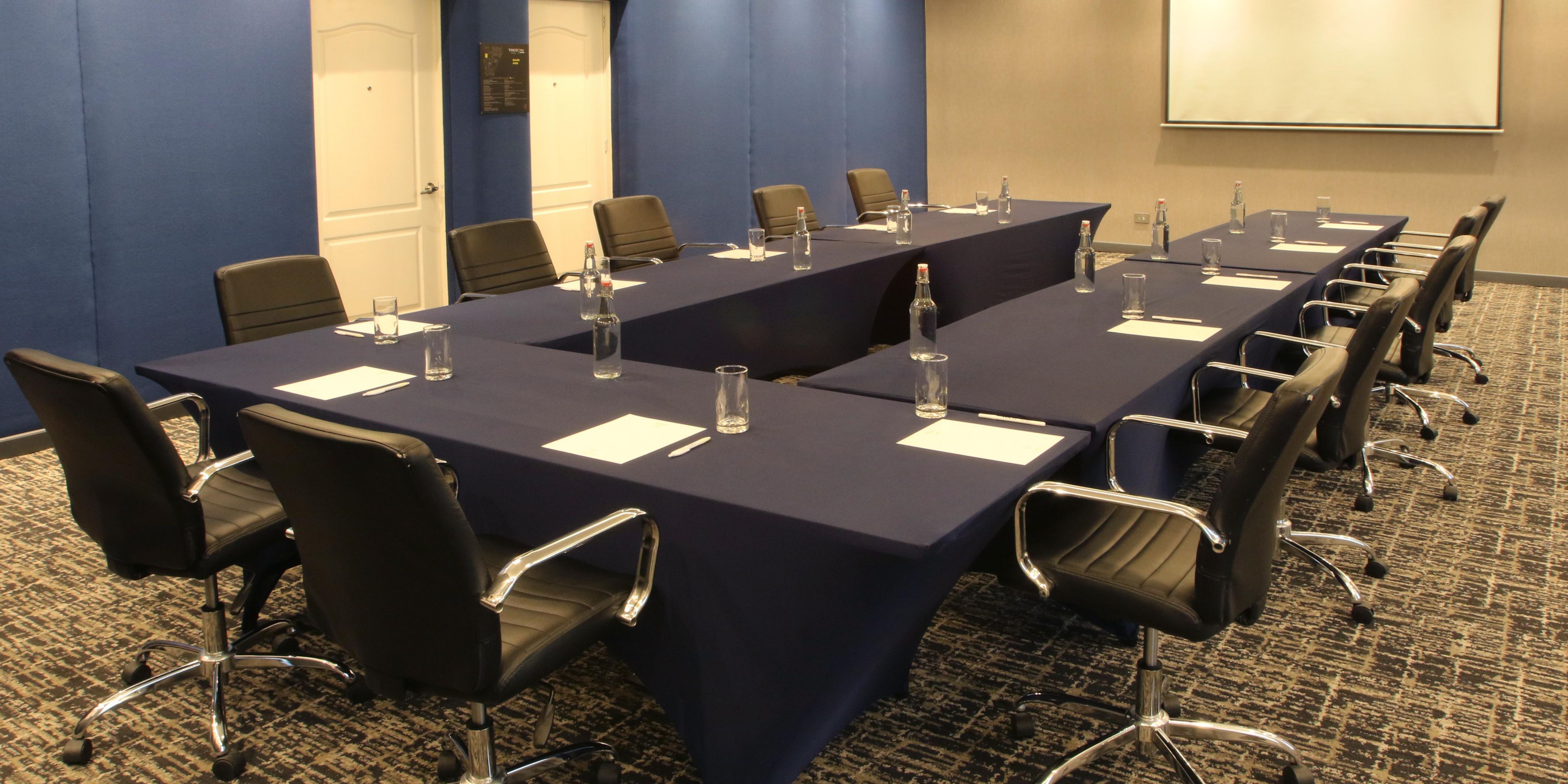 Connect and collaborate at our downtown hotel in the heart of the automotive district. Conveniently located near the Santa Maria Industrial Park, we offer intimate meeting spaces, a business center, and free Wi-Fi. With catering services and proximity to local attractions, experience the seamless blend of business and pleasure at voco™ Saltillo.
