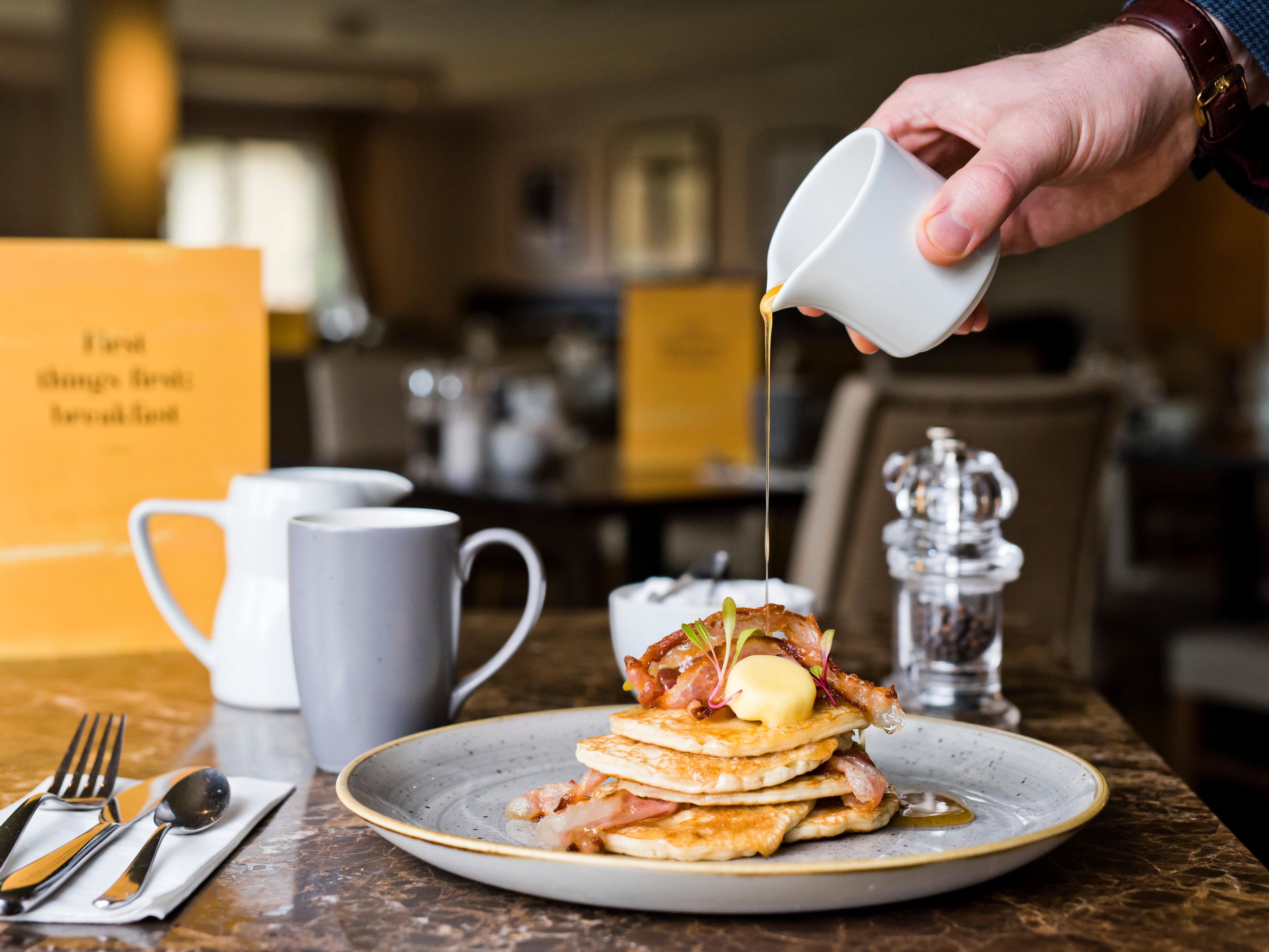 Wake up to a breakfast buffet! 