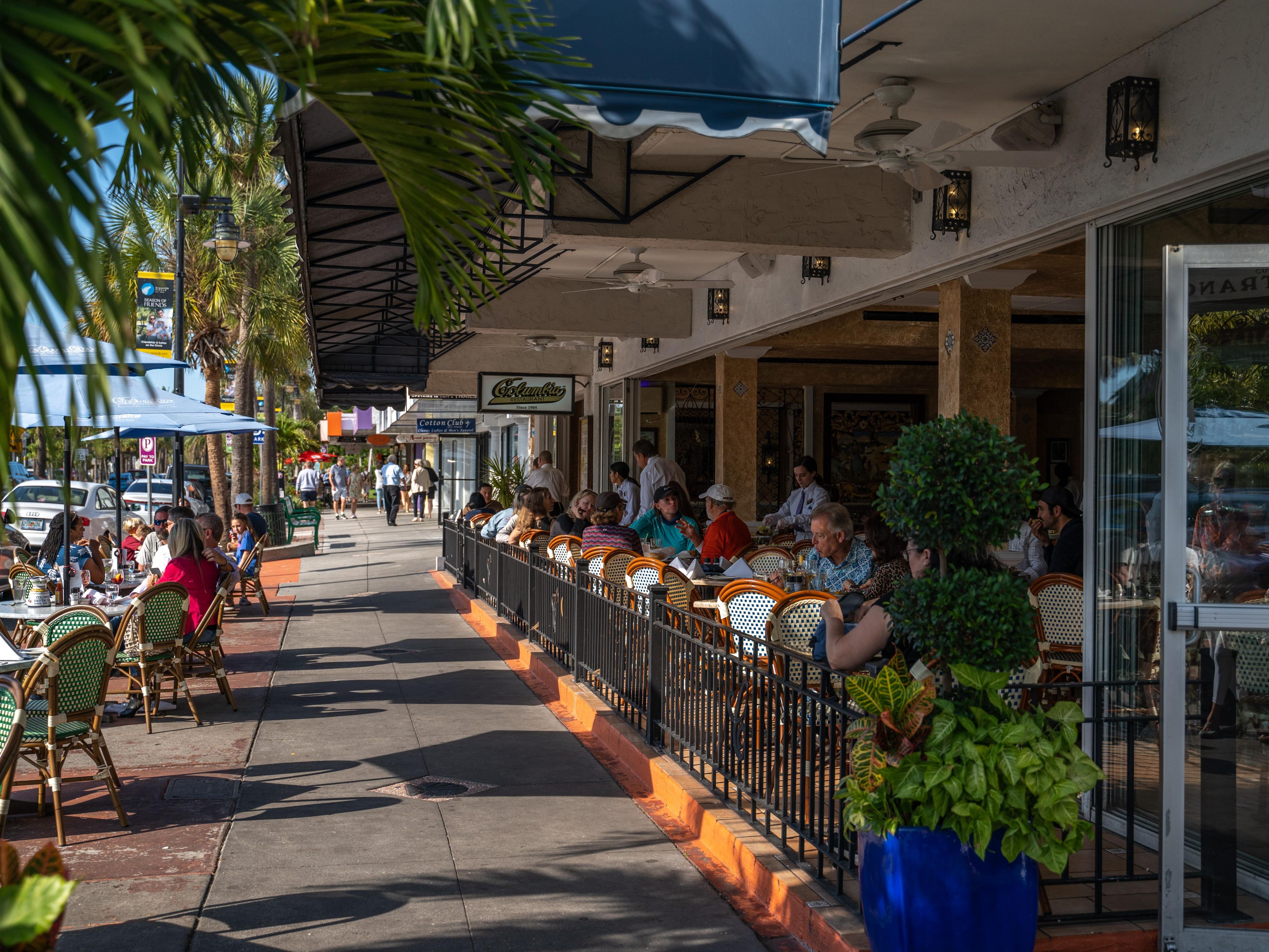 Welcome to voco Sarasota