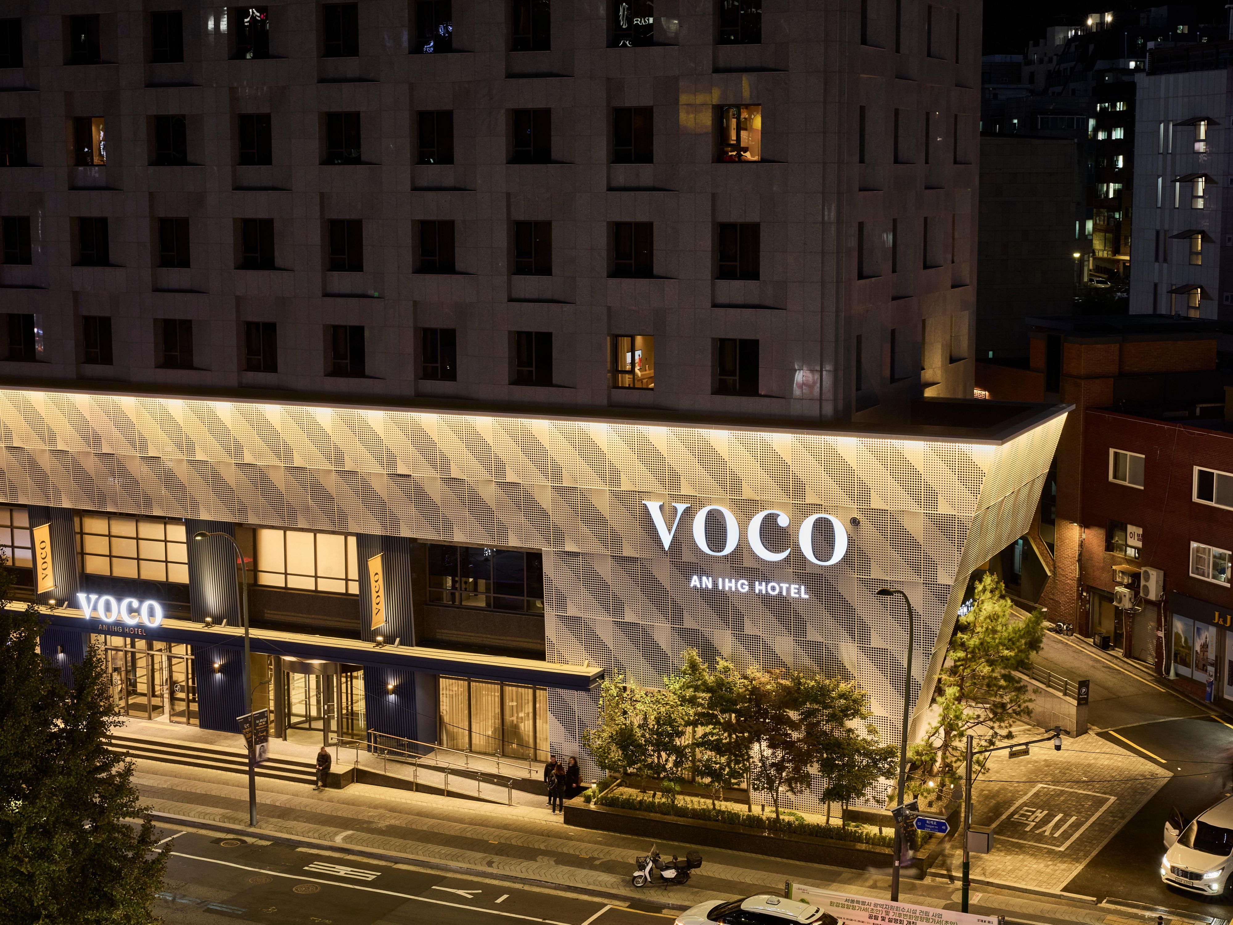 An inviting pause at this Seoul Station hotel