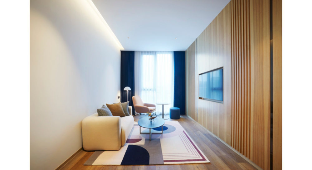 Deluxe Suite
