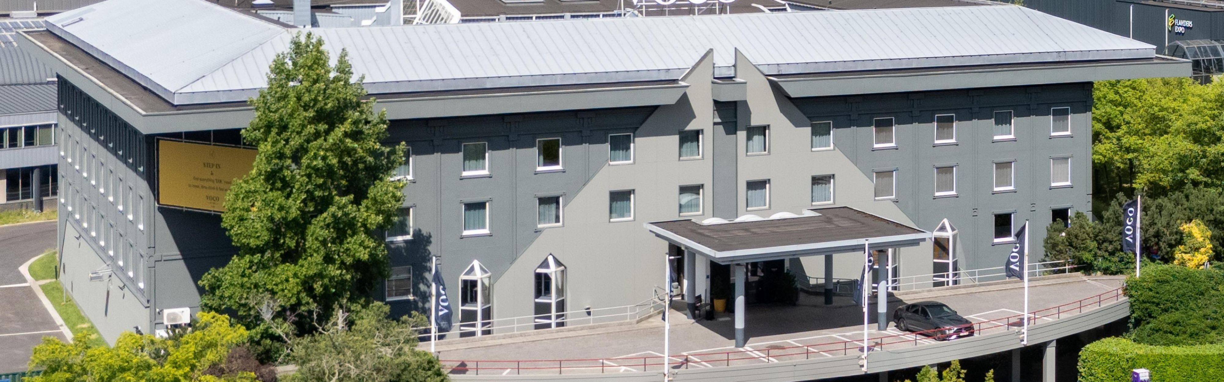 $hotelInfo.mediaDetails.welcomePhotos.primaryPhoto.caption}