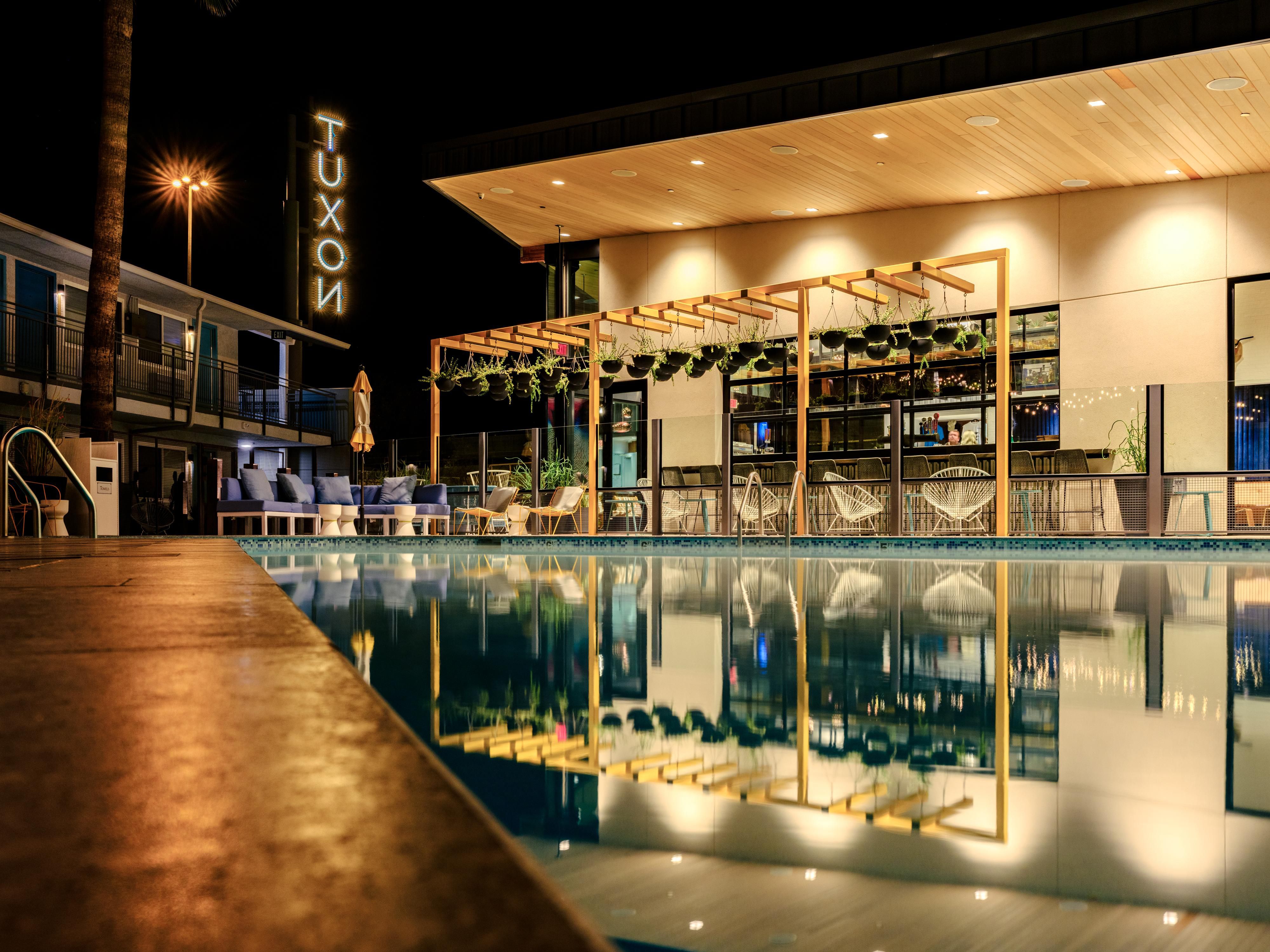 Tuxon Pool at night