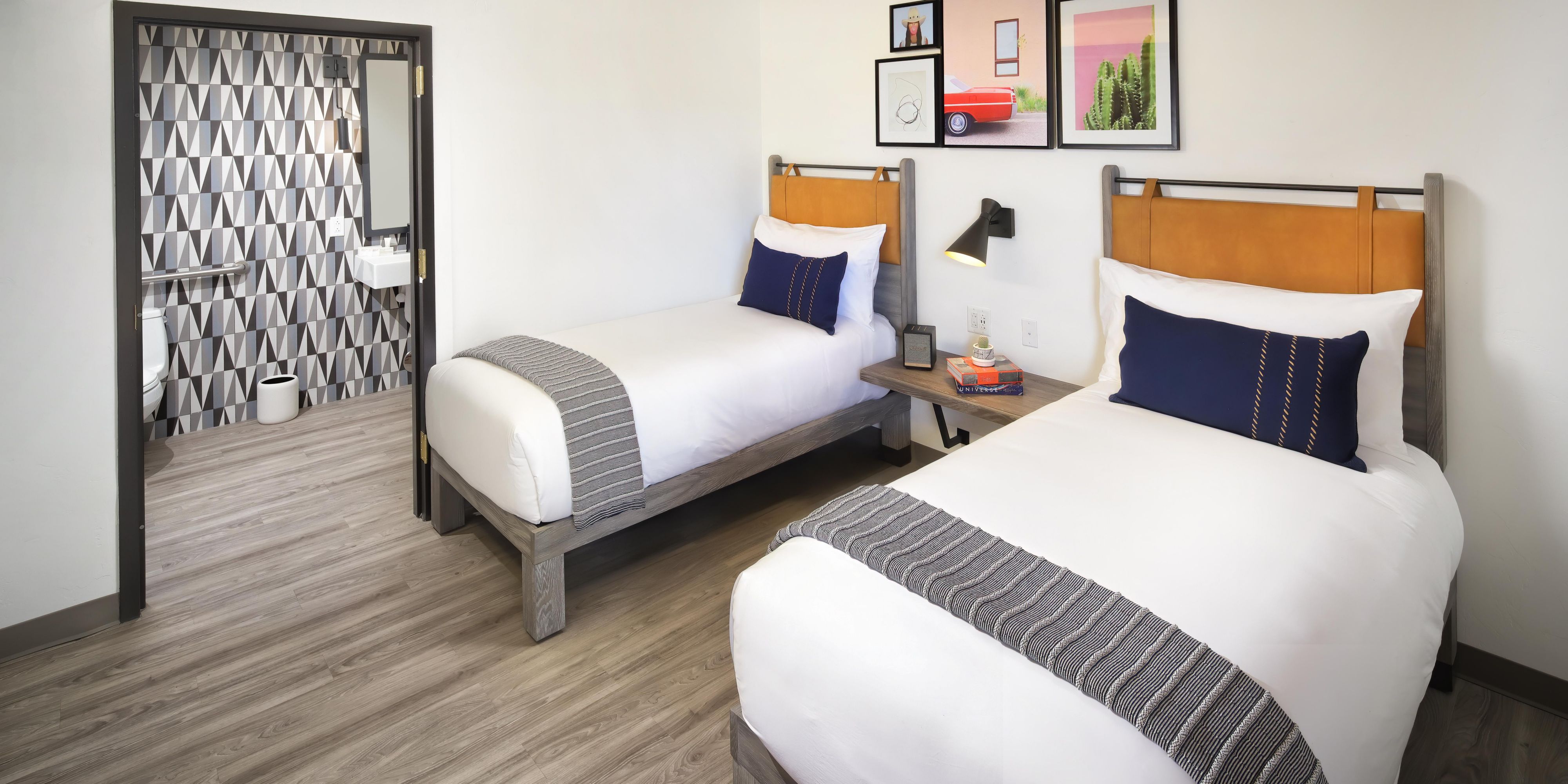 Twin bed accessible room