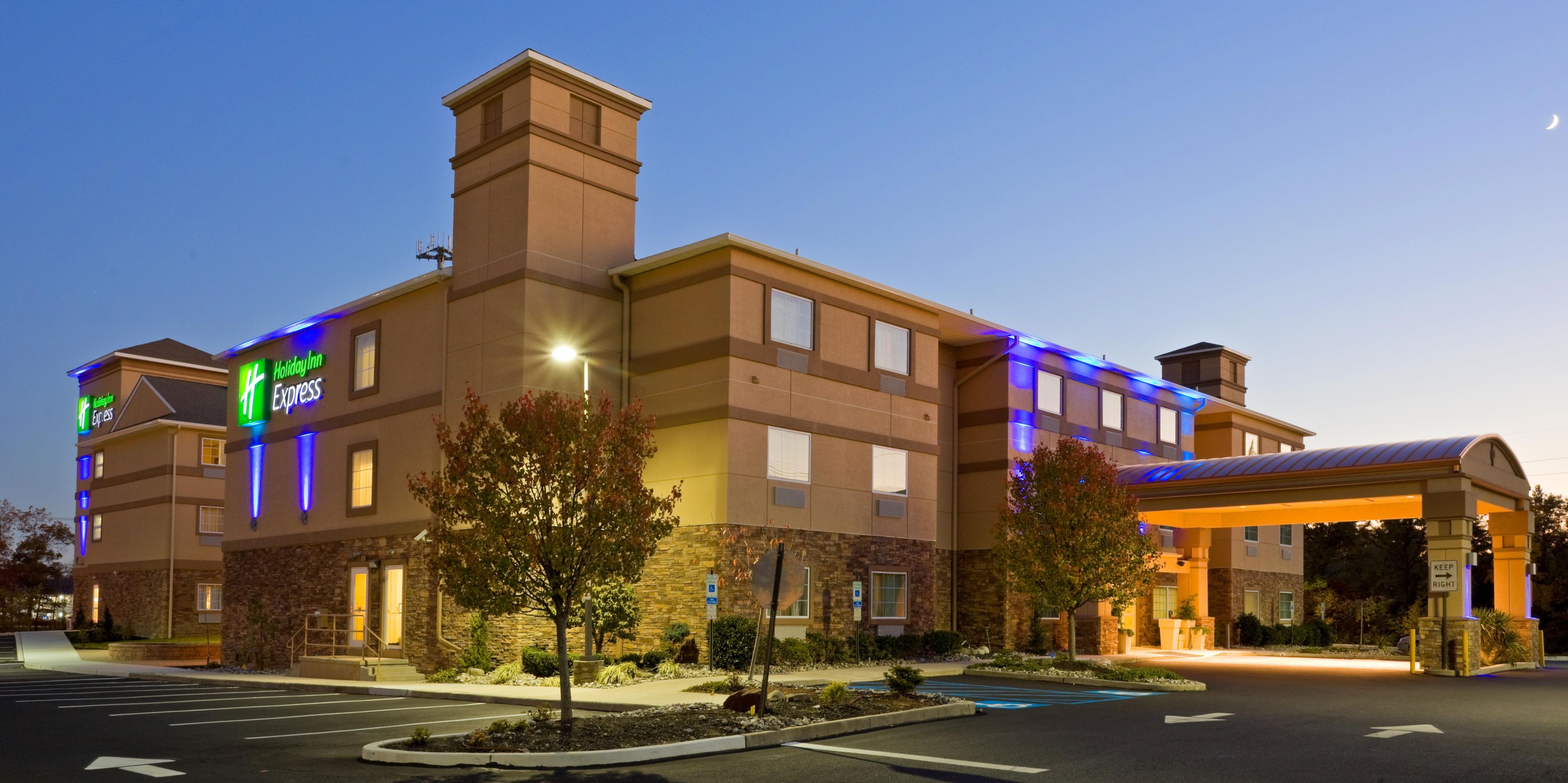 Holiday Inn Express & Suites Absecon Atlantic City Area