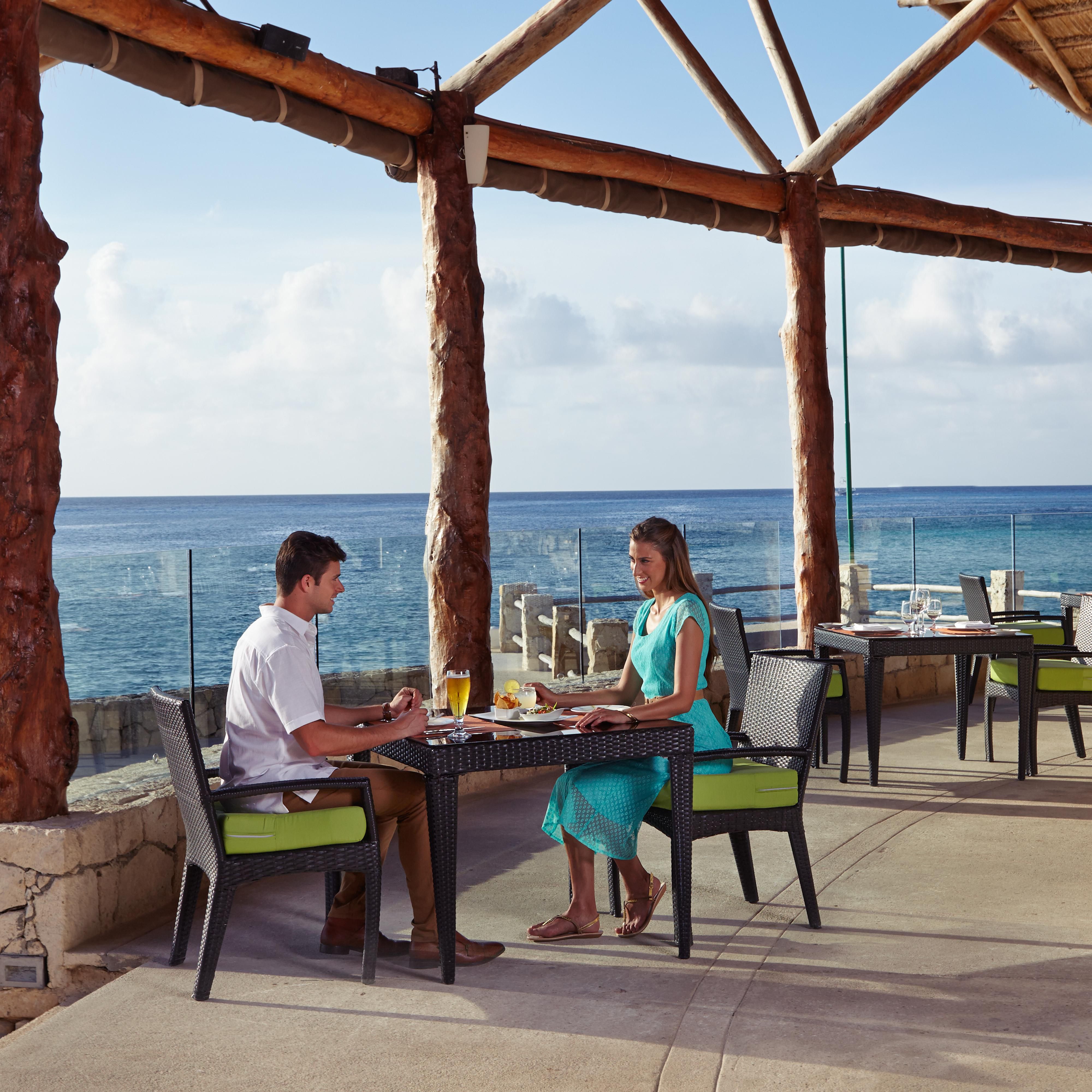 Ăn ở đâu ở Cozumel? Faro Blanco, nhà hàng tốt nhất