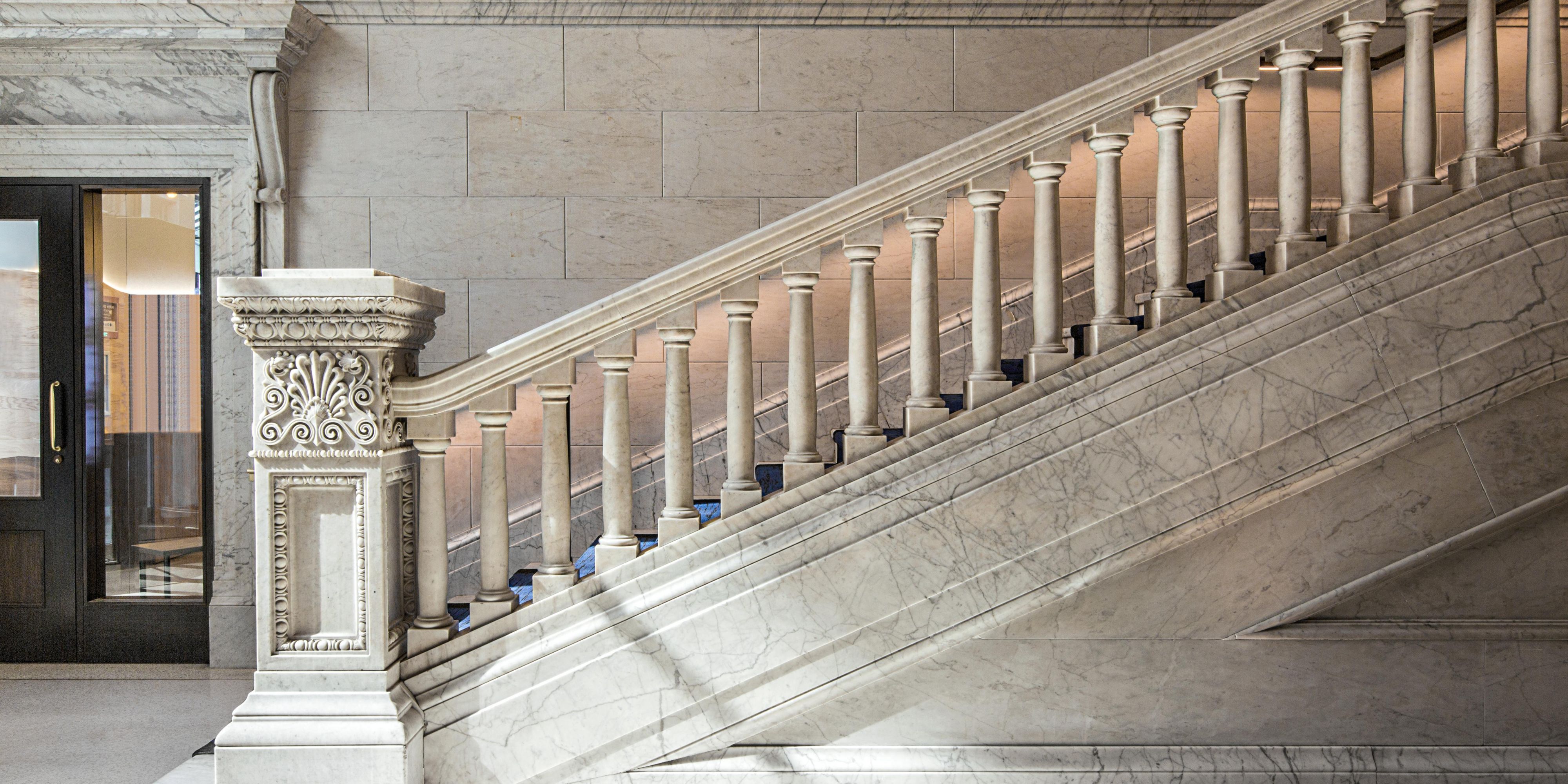 $hotelInfo.mediaDetails.welcomePhotos.primaryPhoto.caption}